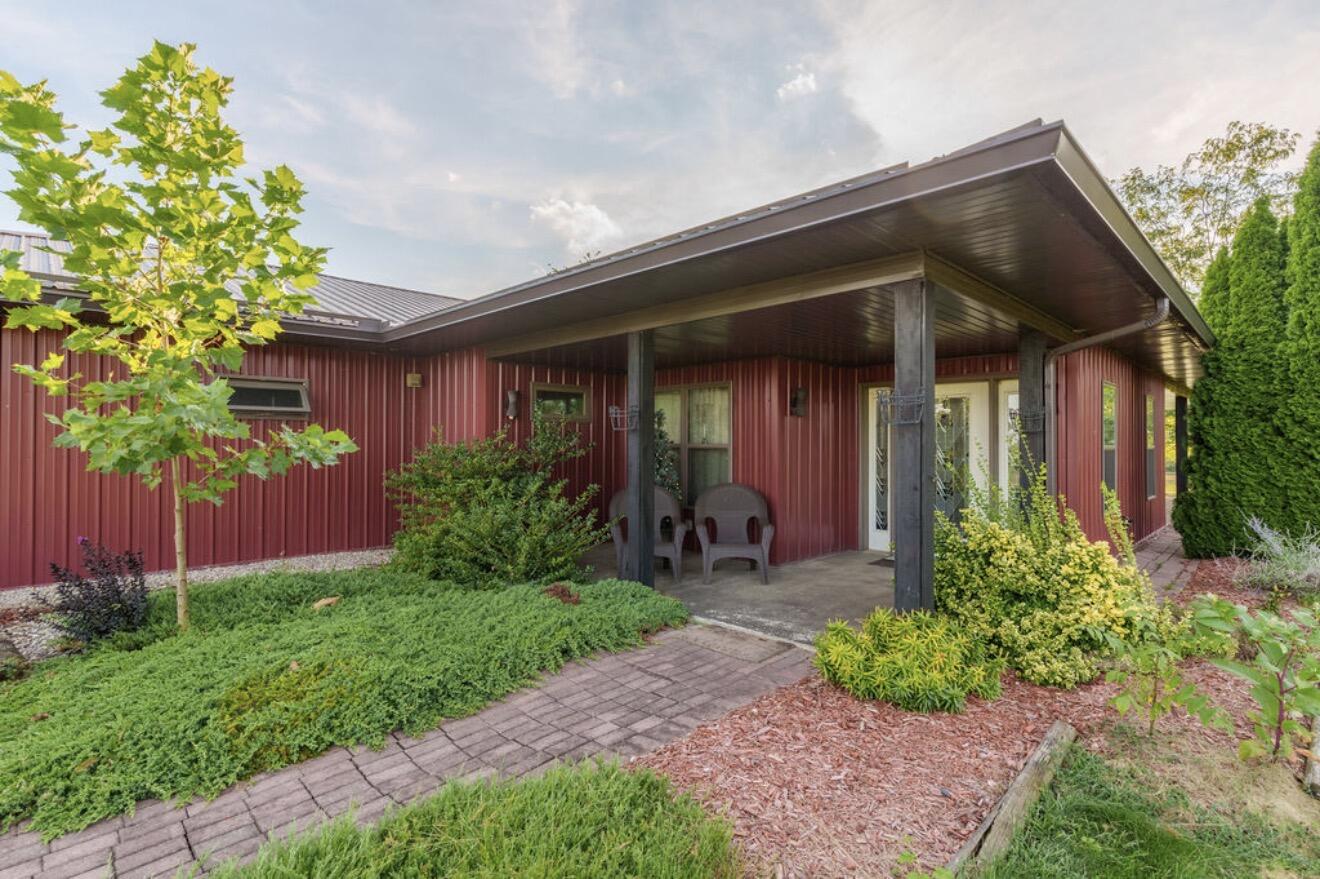 9262 County Road 153, East Liberty, Ohio 43319