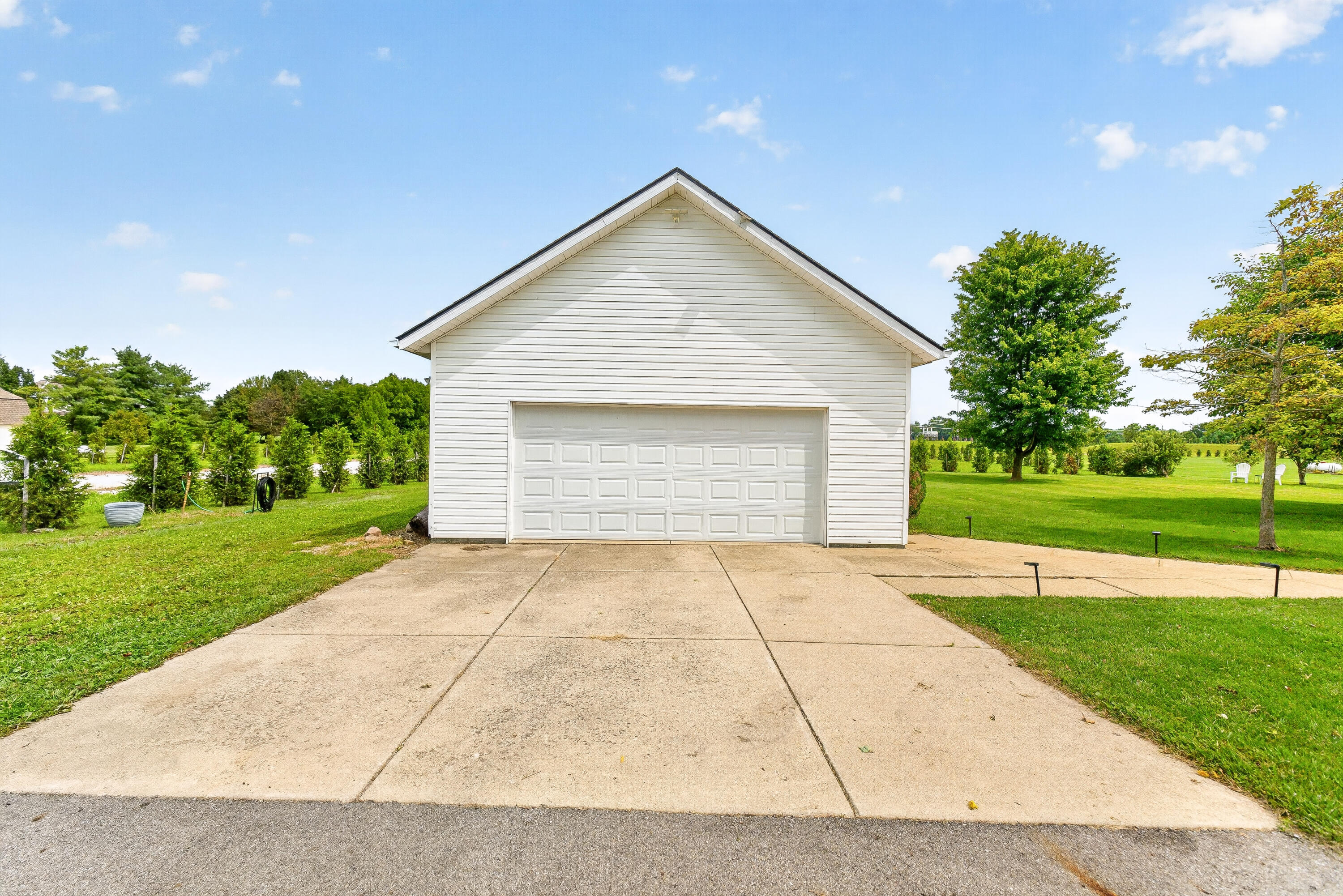 10159 Mitchell Dewitt, Plain City, Ohio 43064