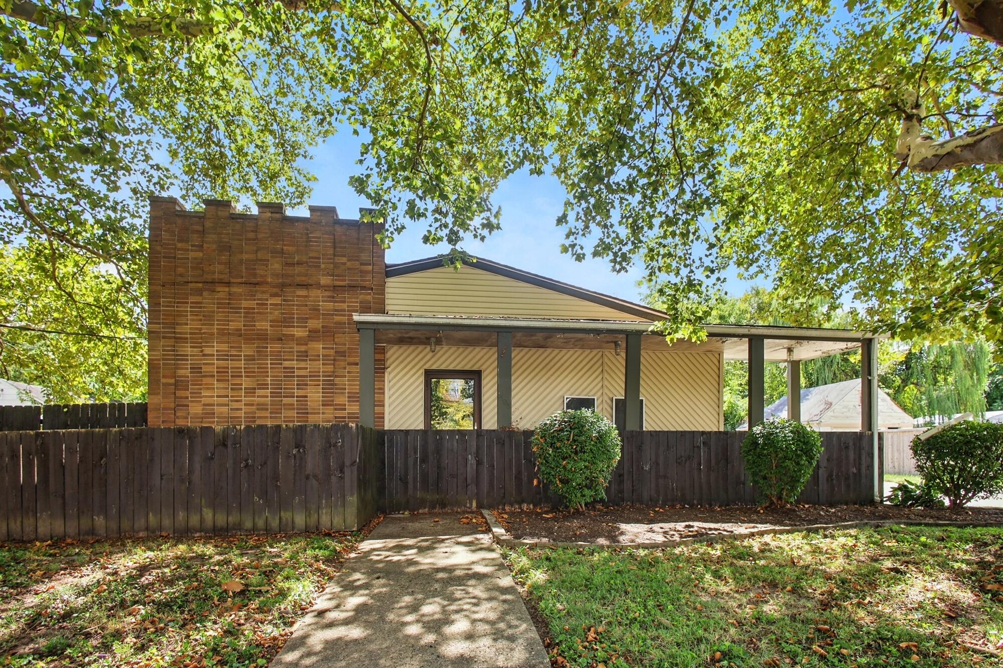 2105 Kenton, Springfield, Ohio 45505