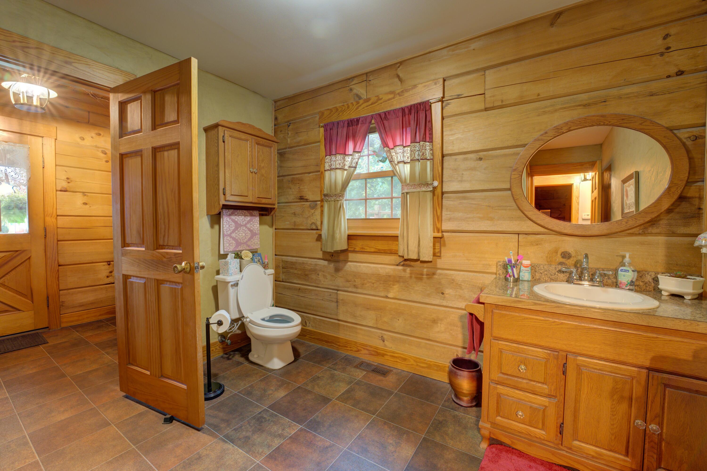 7802 Greenville-Celina, Greenville, Ohio 45331