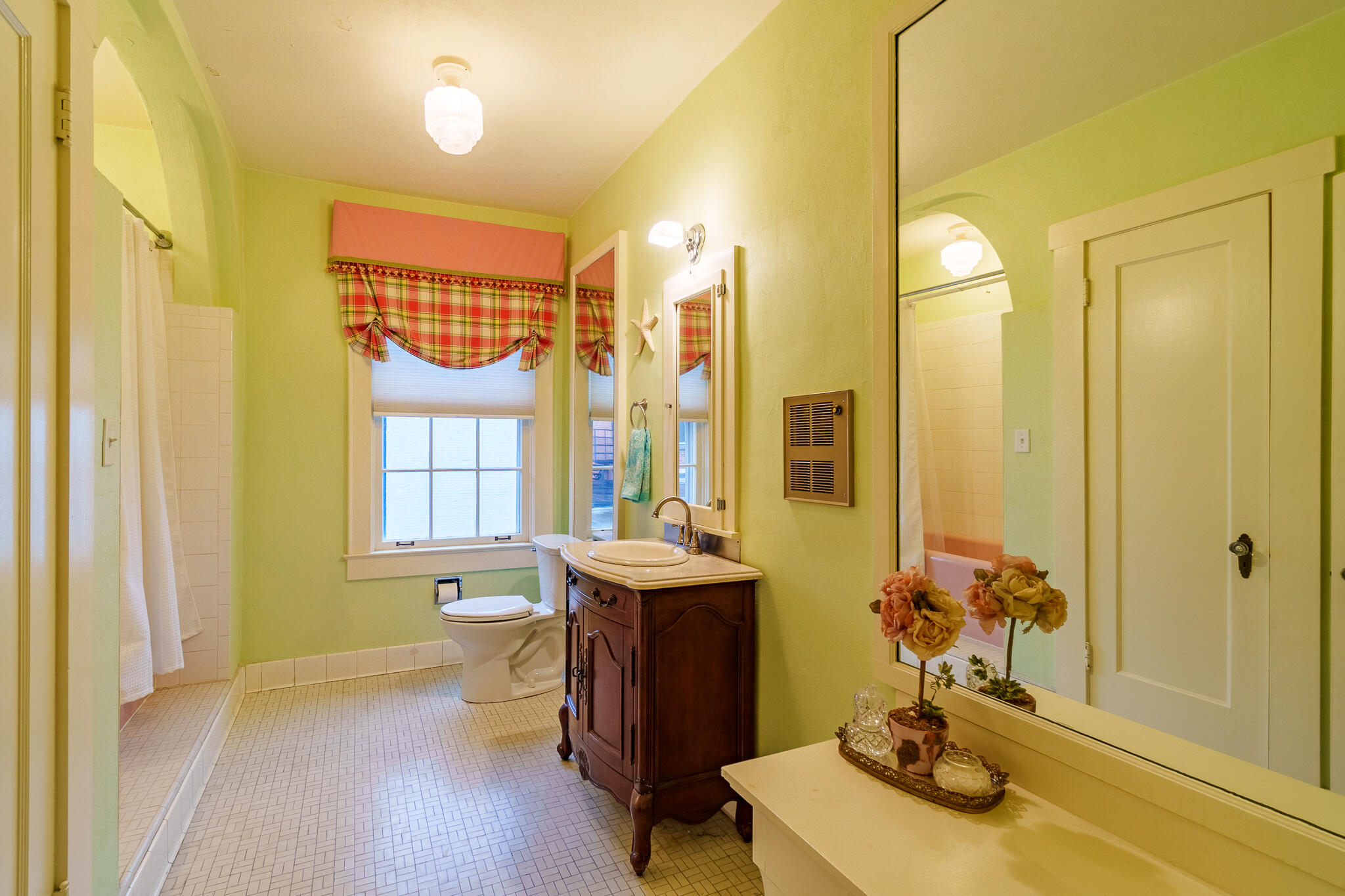 118 Walnut, Troy, Ohio 45373