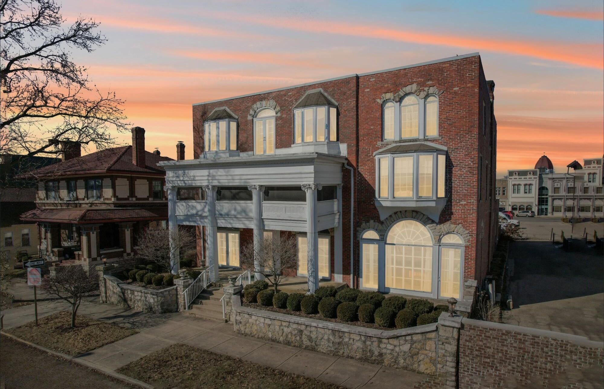 118 Walnut, Troy, Ohio 45373