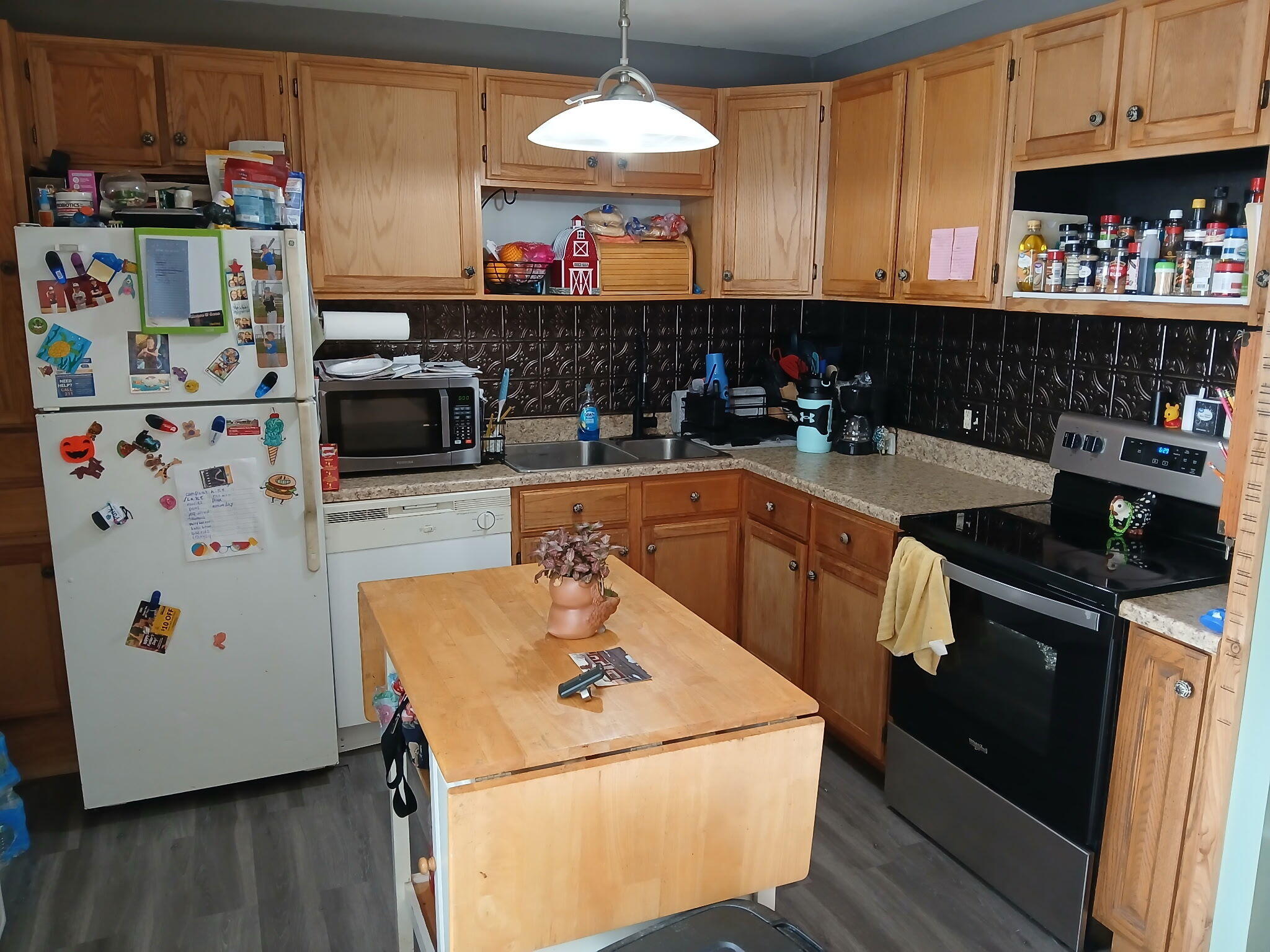 404 Pinewood, Piqua, Ohio 45356