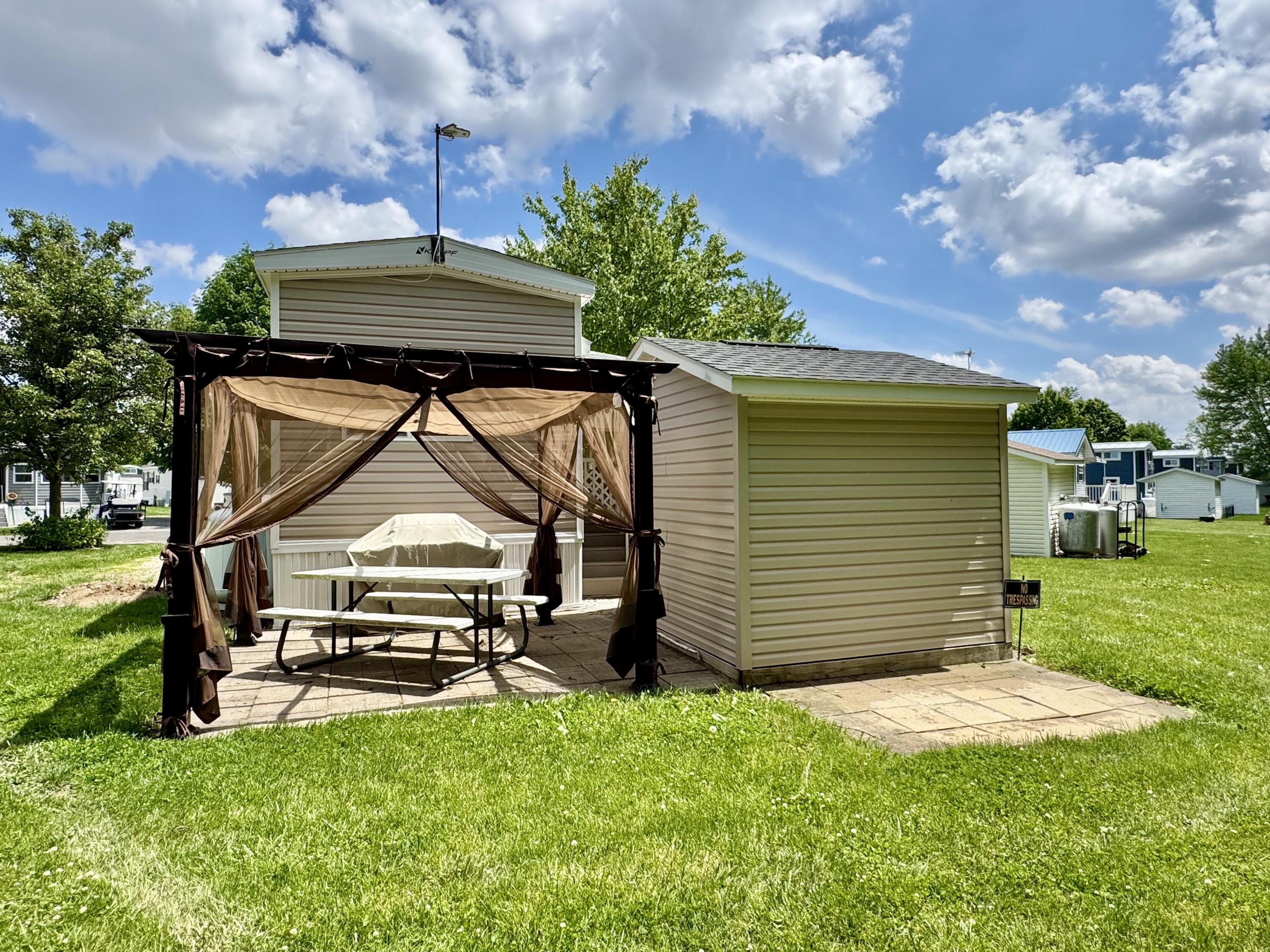 11377 Township Road 266, Lakeview, Ohio 43331