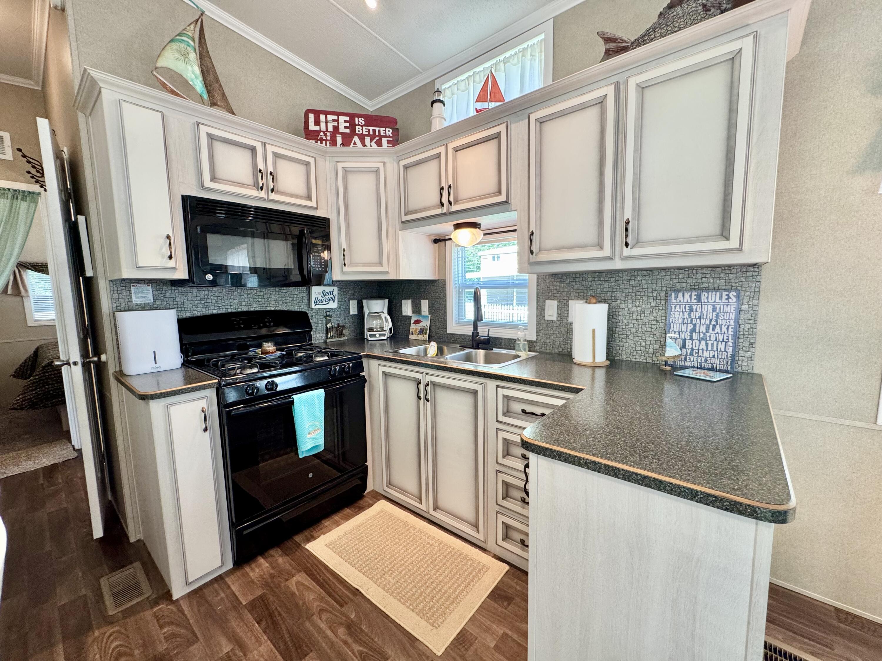 11377 Township Road 266, Lakeview, Ohio 43331