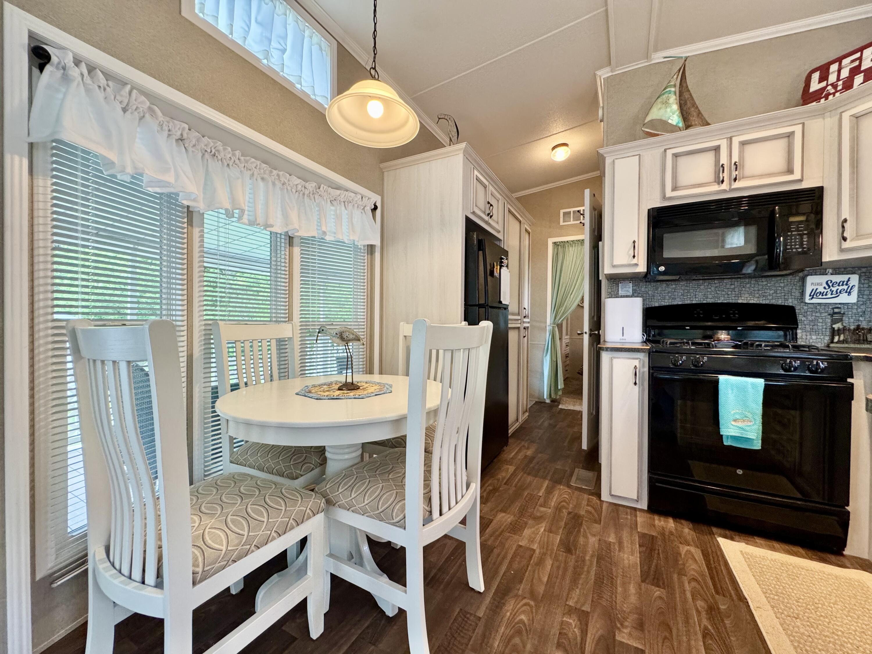 11377 Township Road 266, Lakeview, Ohio 43331