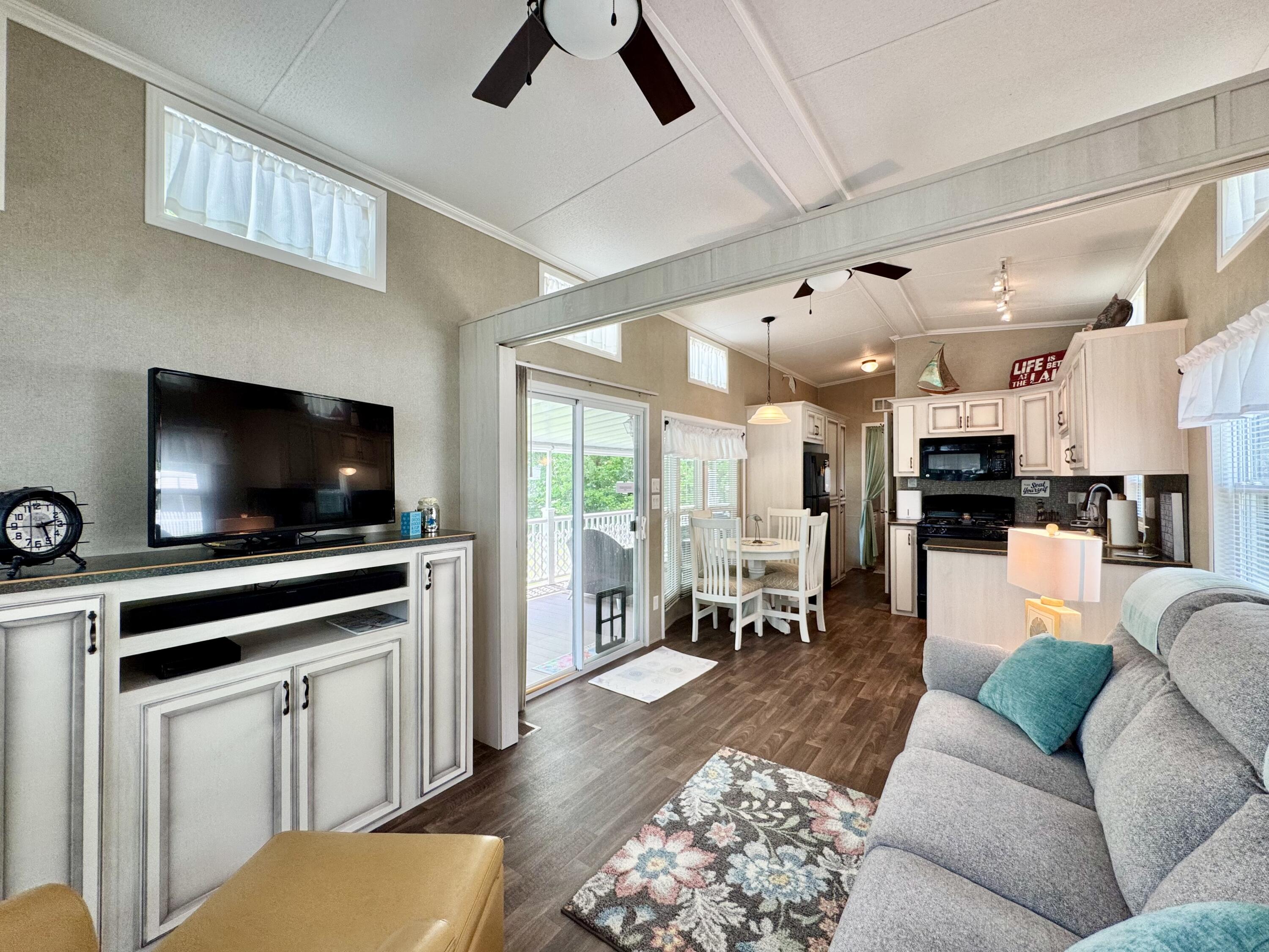 11377 Township Road 266, Lakeview, Ohio 43331