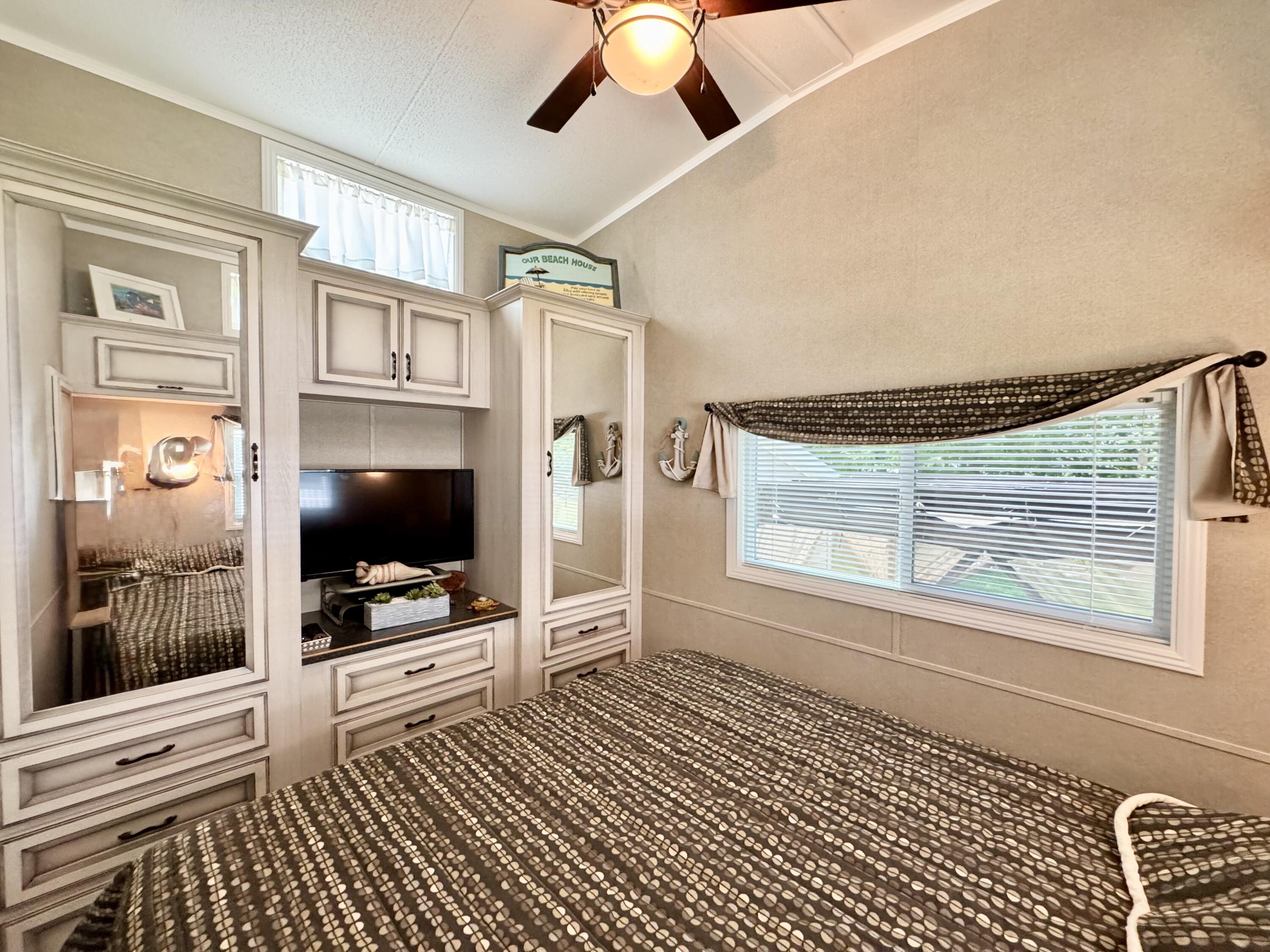 11377 Township Road 266, Lakeview, Ohio 43331