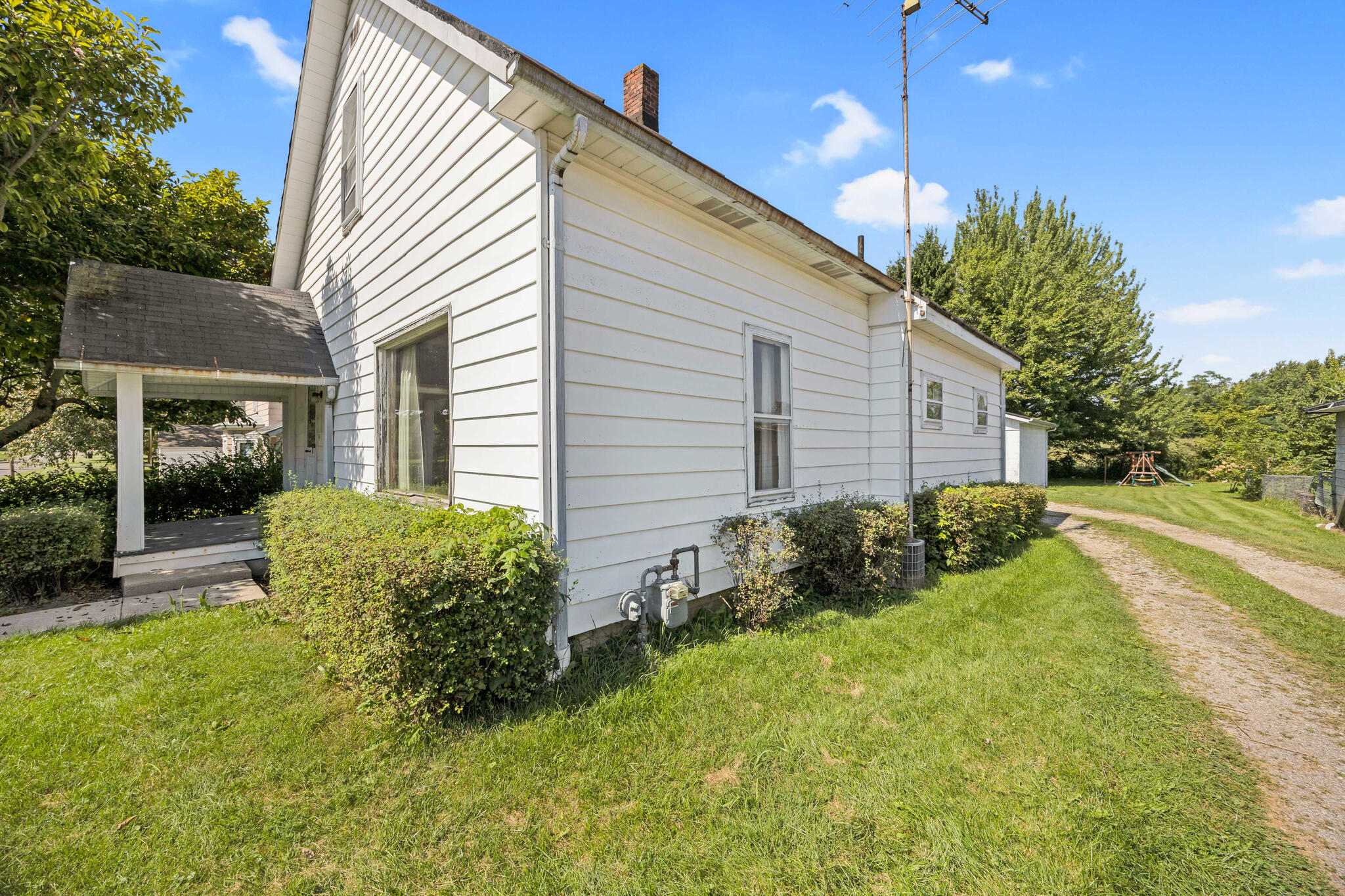 218 Sandusky, Rushsylvania, Ohio 43347
