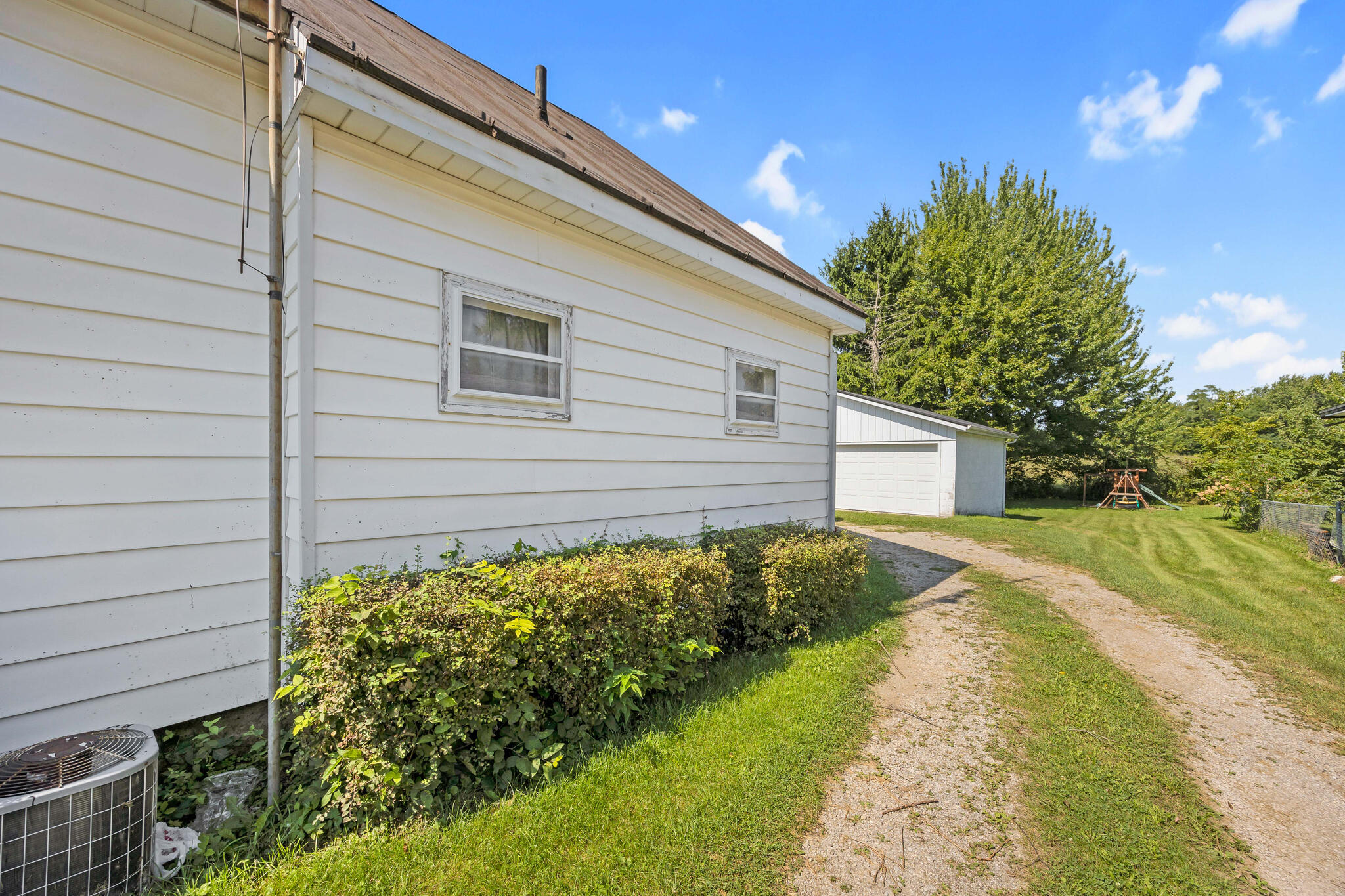 218 Sandusky, Rushsylvania, Ohio 43347