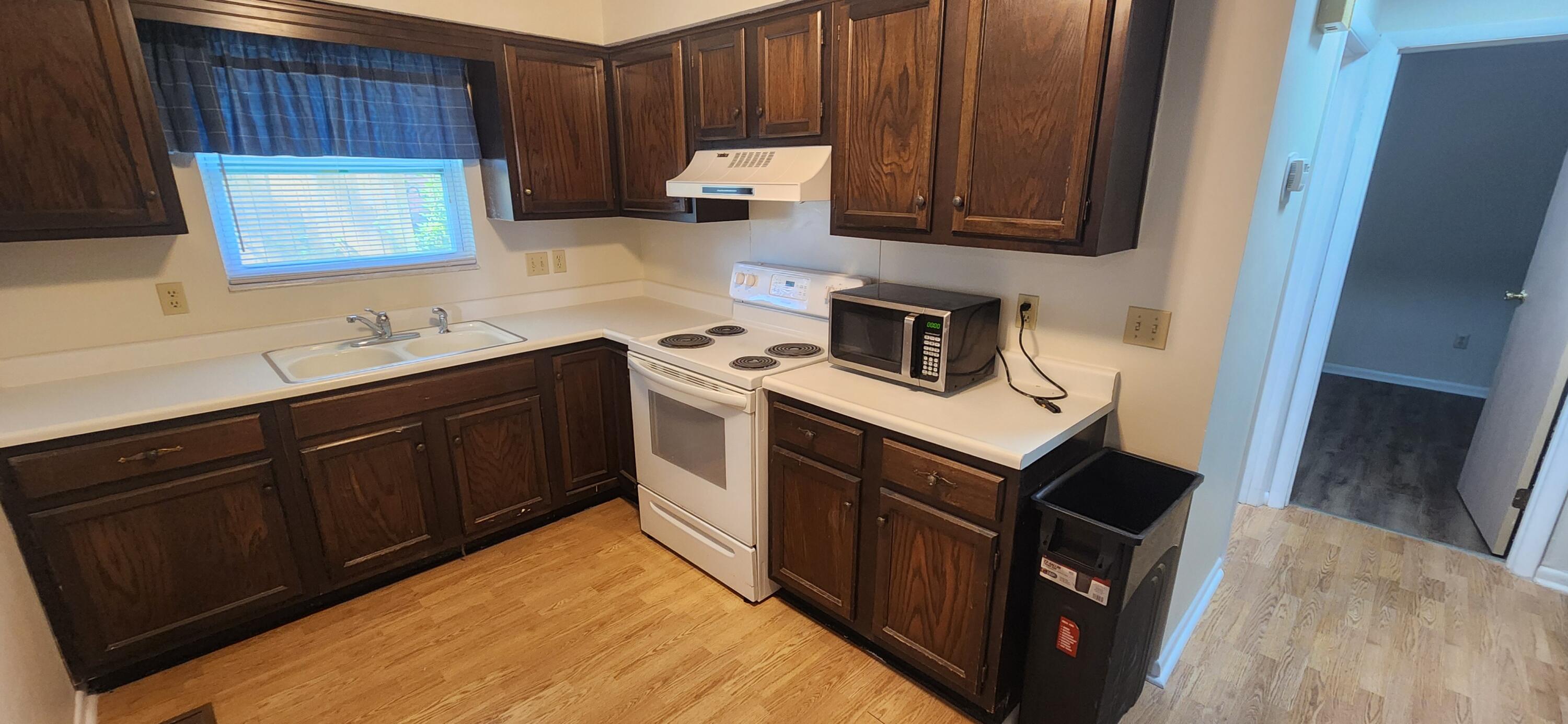 825 Comanche, Tipp City, Ohio 45371