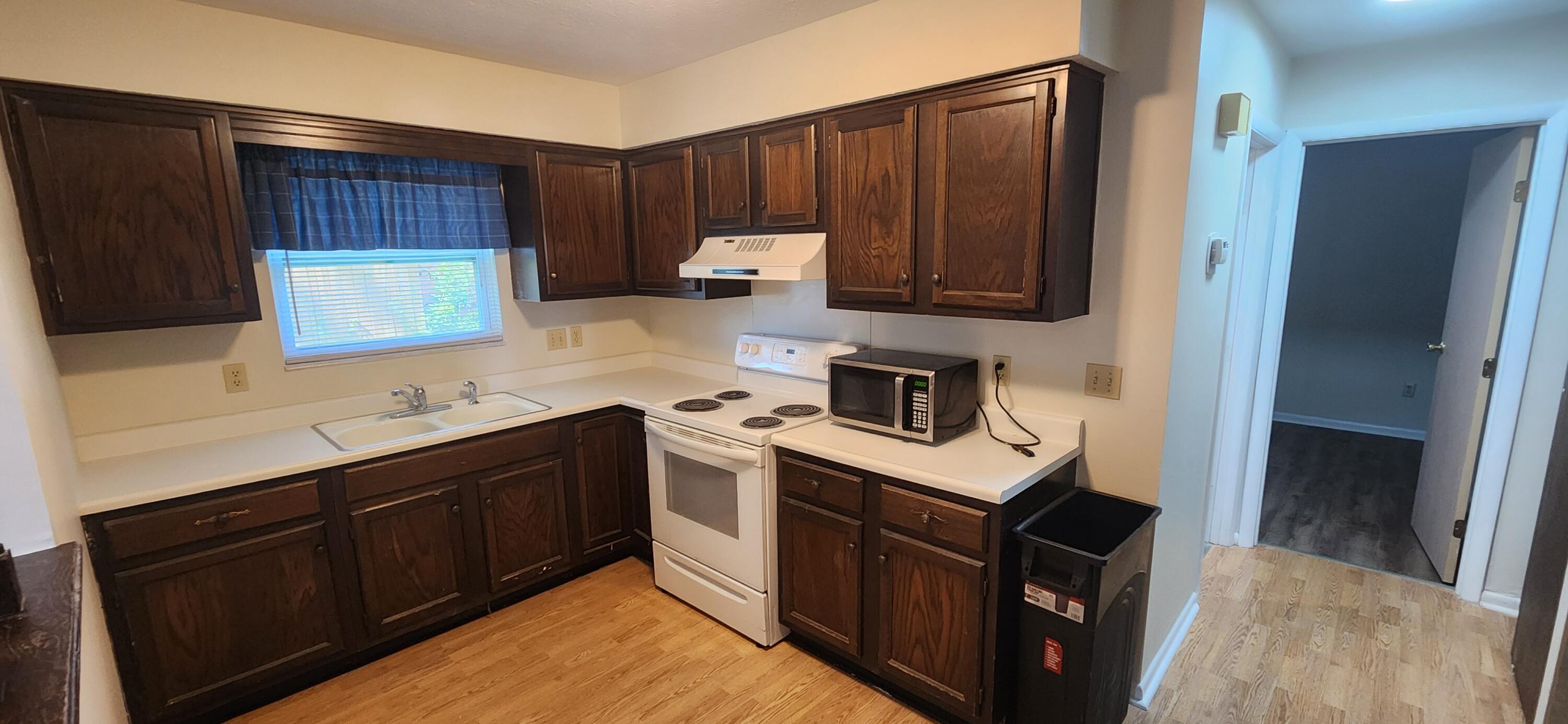 825 Comanche, Tipp City, Ohio 45371