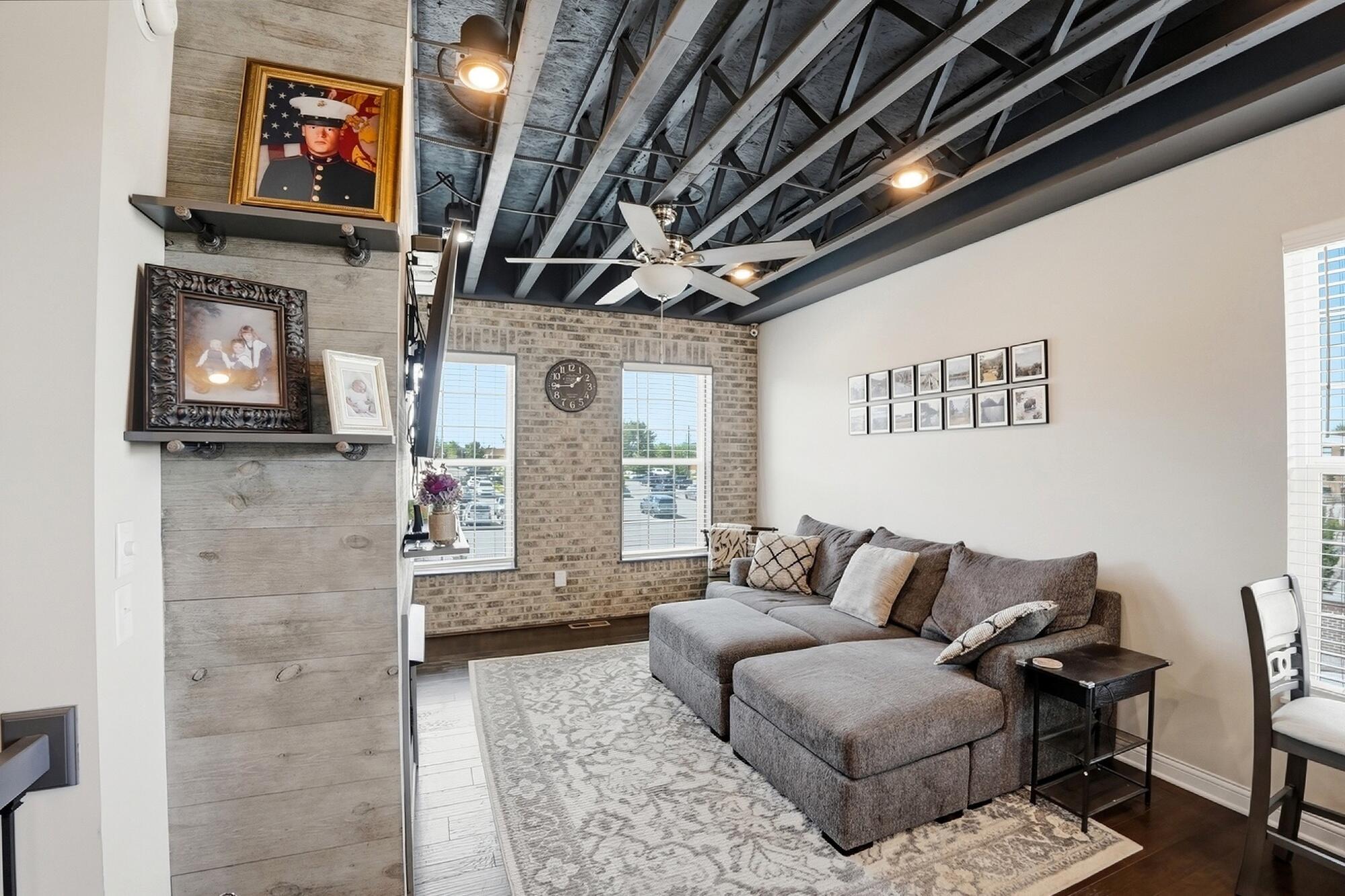 30 Center, Springfield, Ohio 45502