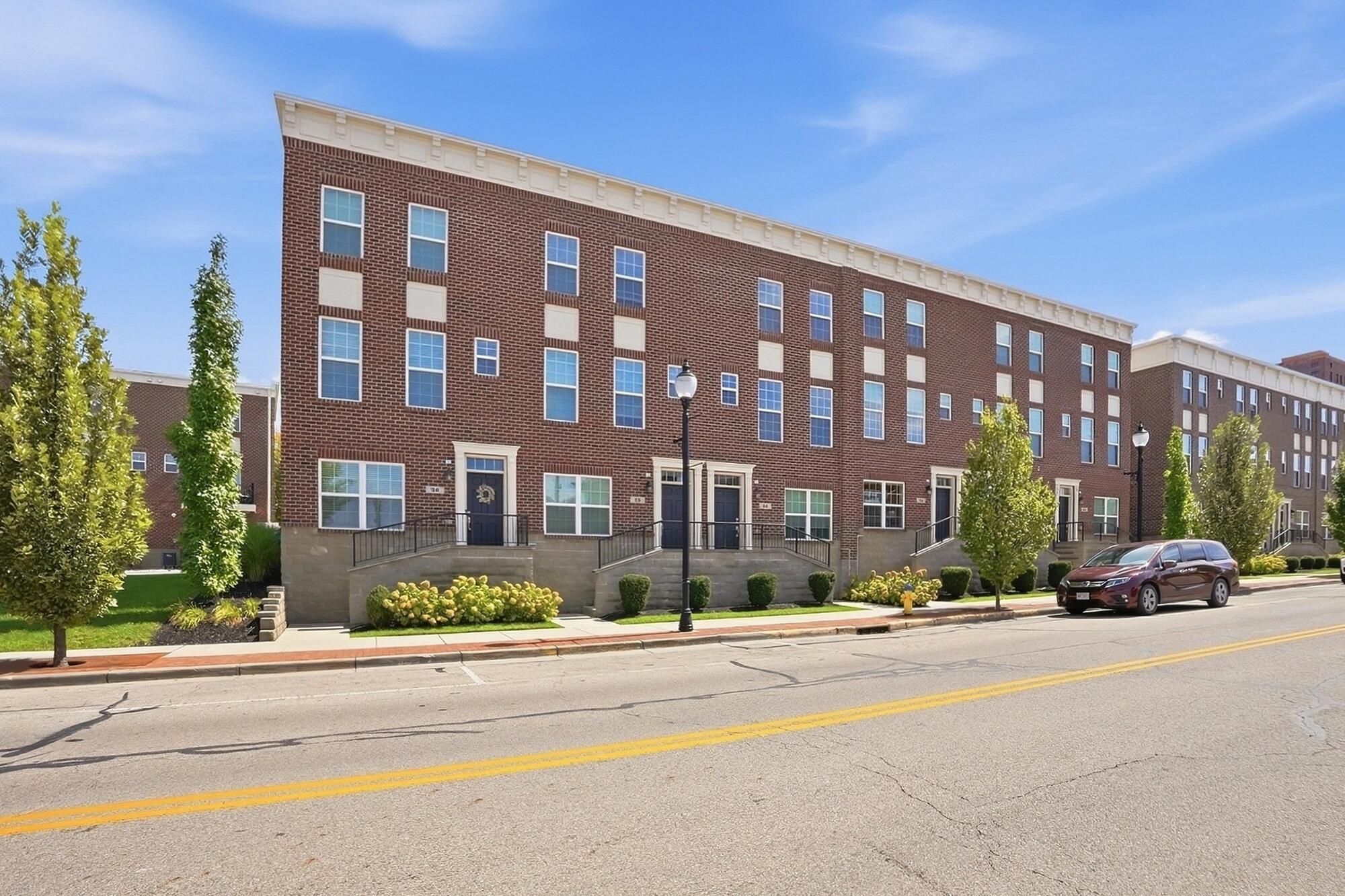 30 Center, Springfield, Ohio 45502