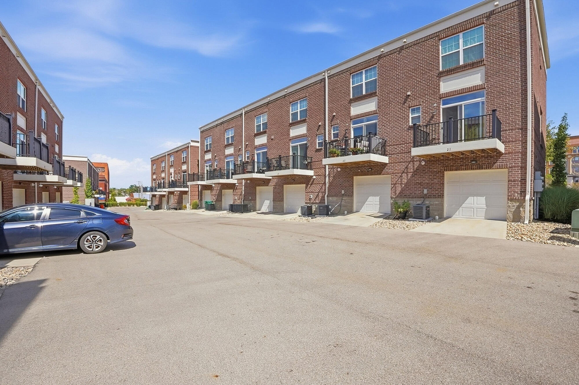 30 Center, Springfield, Ohio 45502