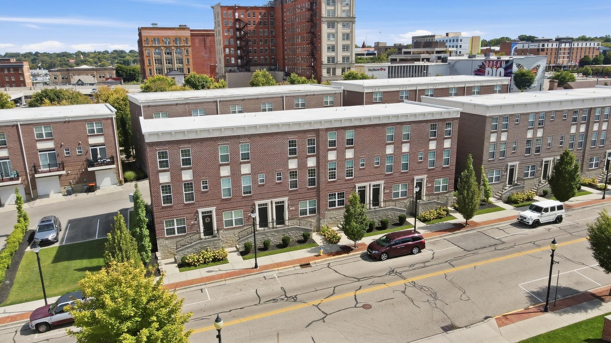 30 Center, Springfield, Ohio 45502
