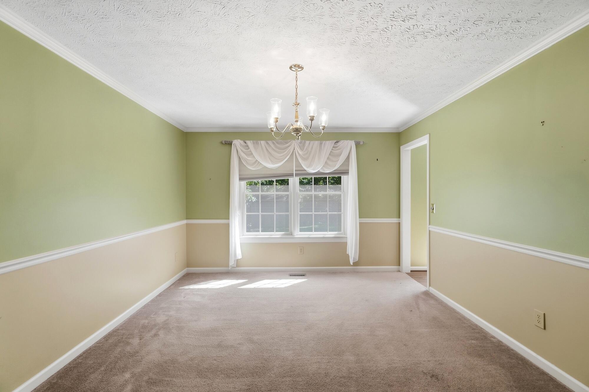 660 Golf View, Vandalia, Ohio 45377