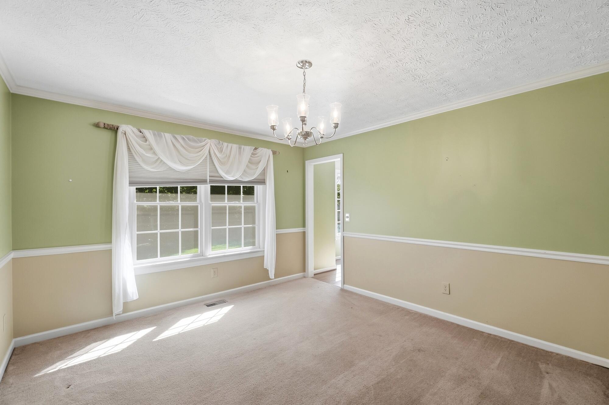 660 Golf View, Vandalia, Ohio 45377