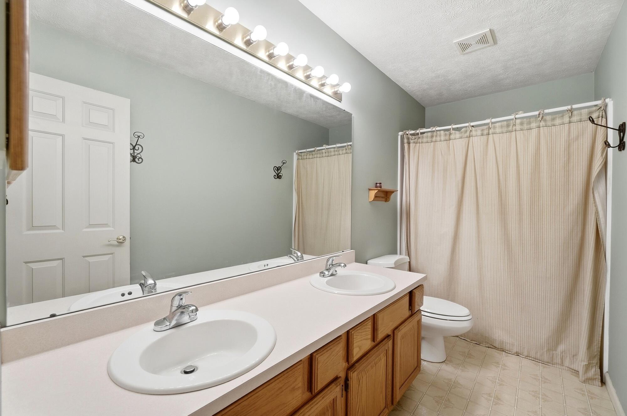 660 Golf View, Vandalia, Ohio 45377