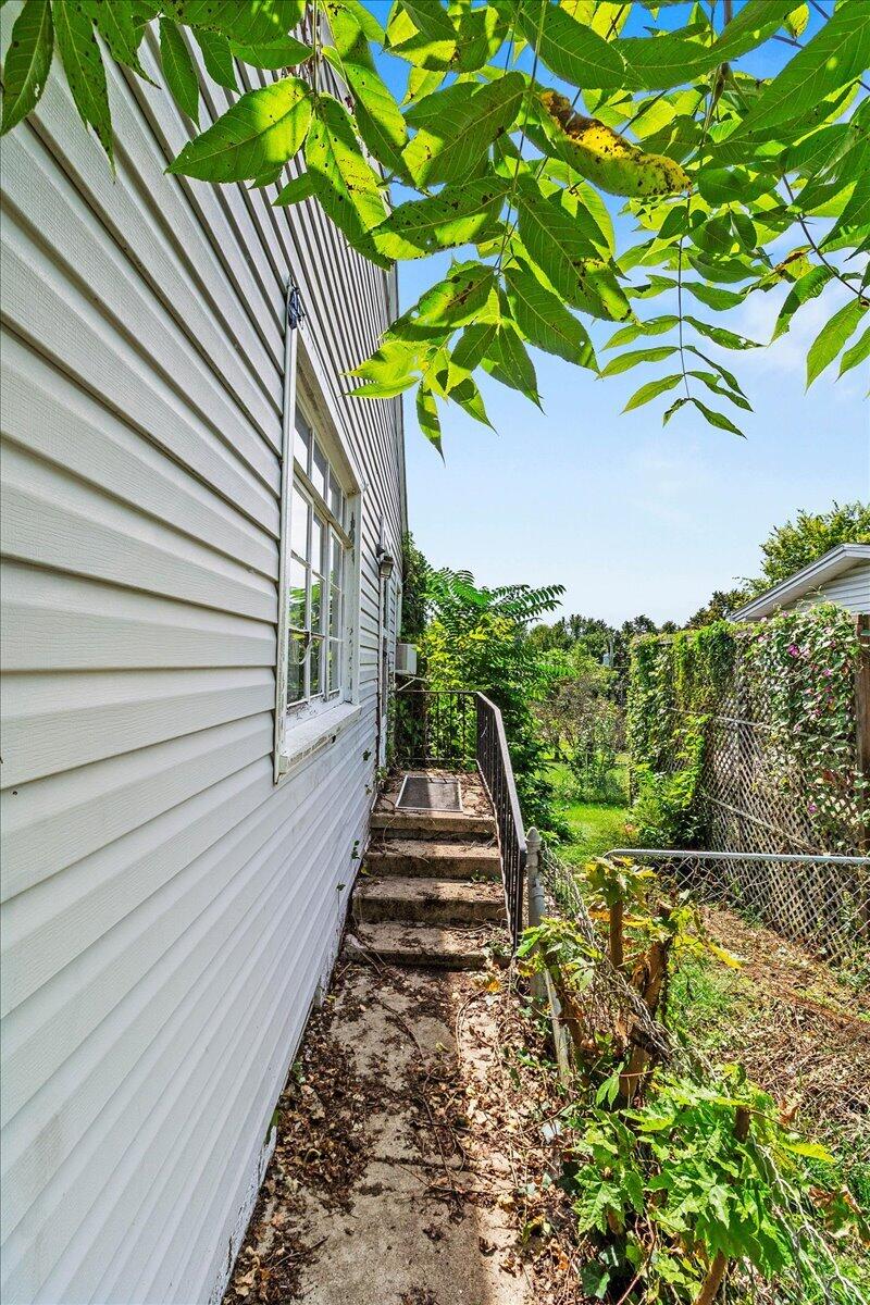 212 Auburn, Bellefontaine, Ohio 43311