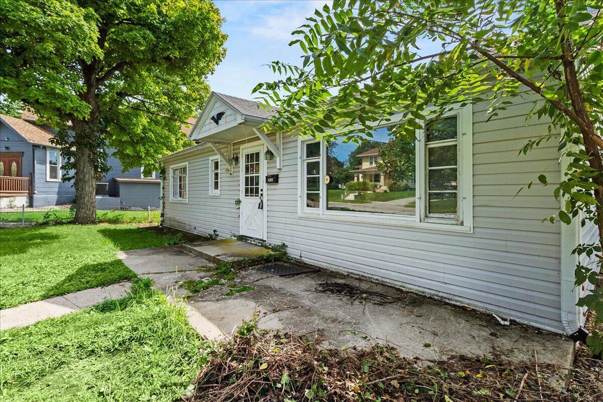 212 Auburn, Bellefontaine, Ohio 43311