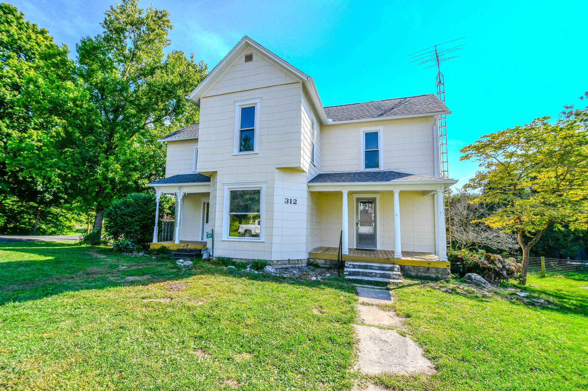 312 Monroe, Christiansburg, Ohio 45389