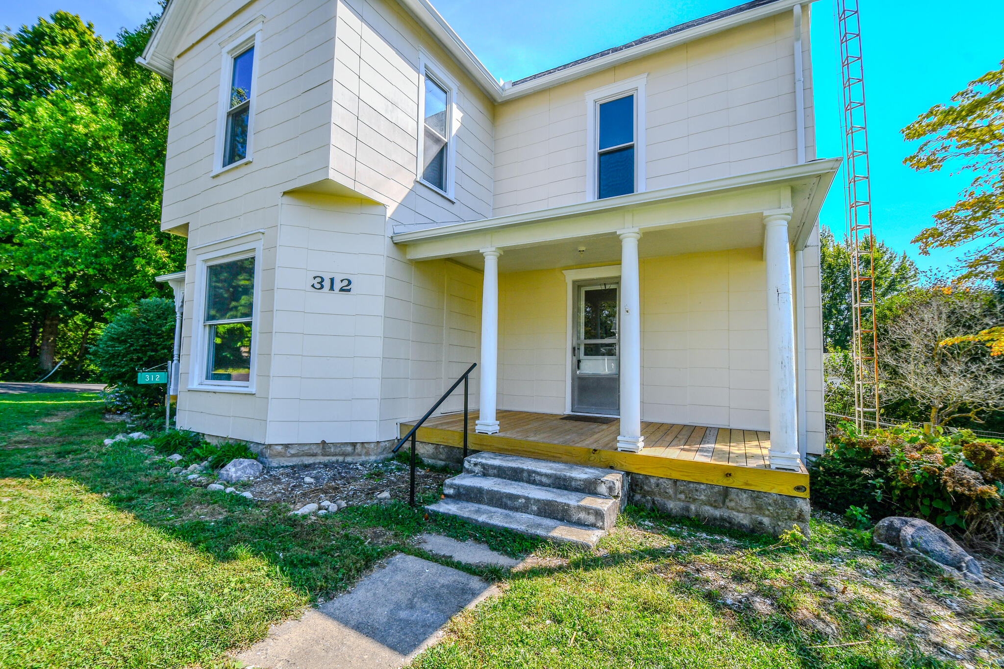 312 Monroe, Christiansburg, Ohio 45389