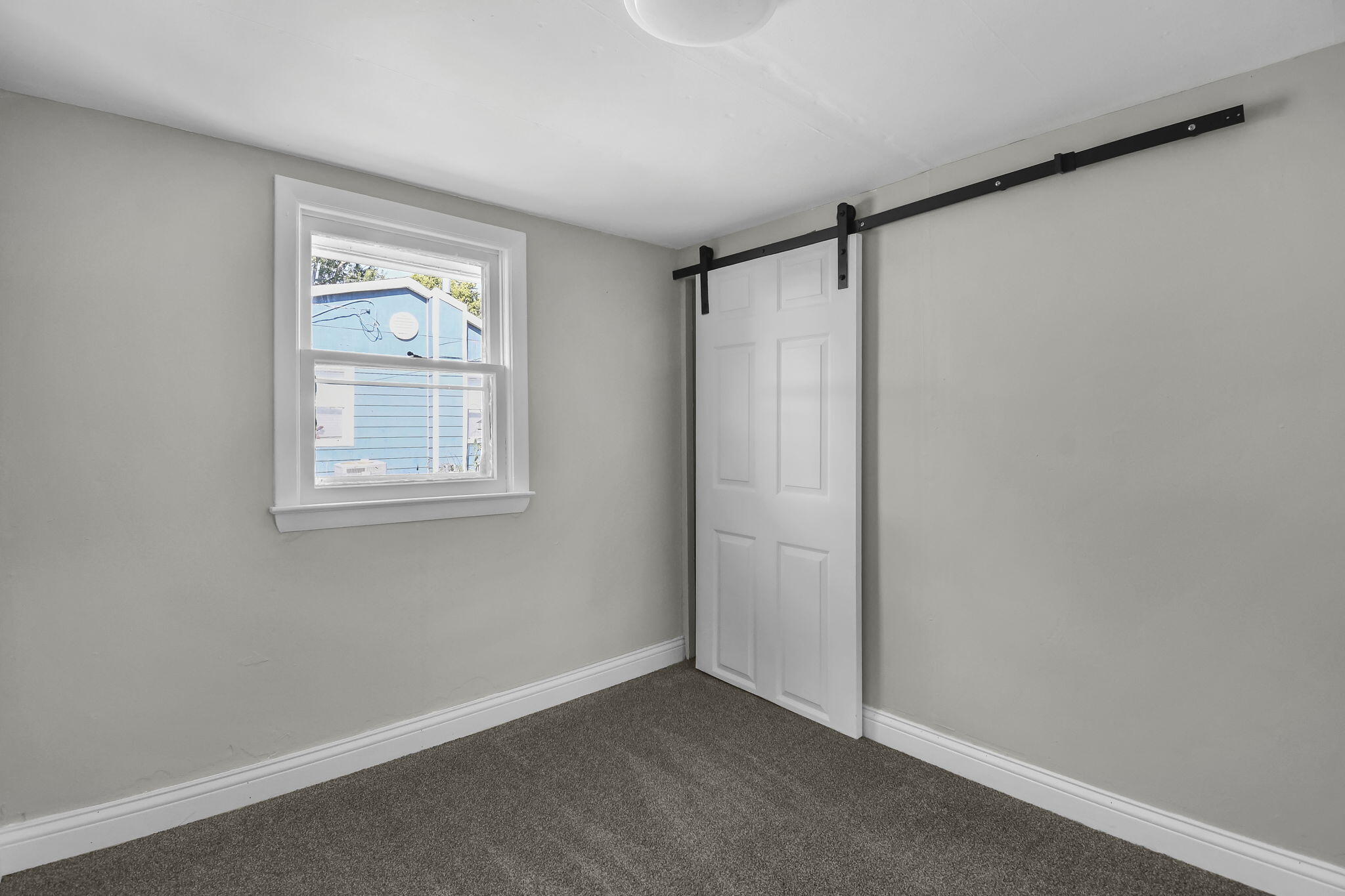 859 Jones, Newark, Ohio 43055