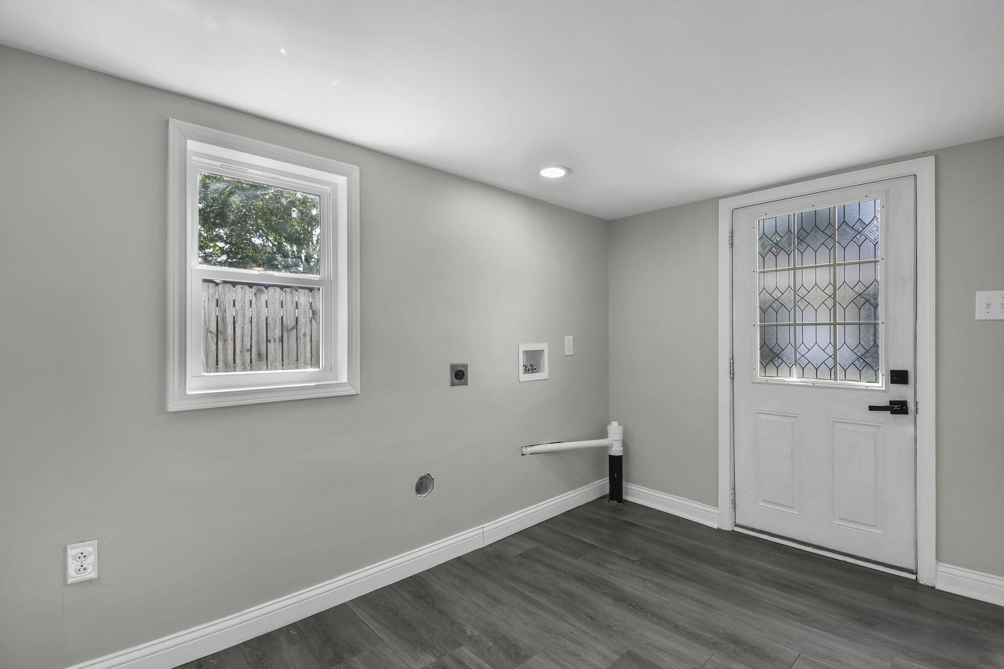 859 Jones, Newark, Ohio 43055