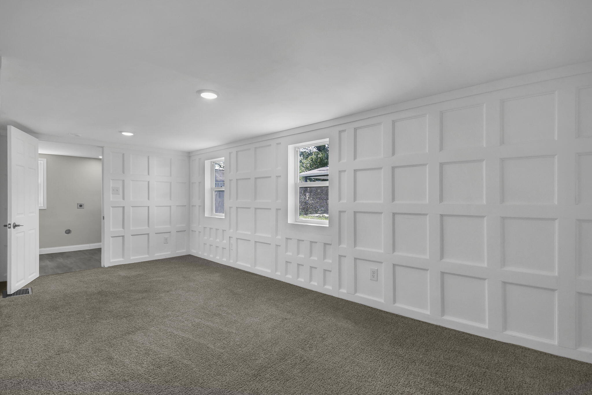 859 Jones, Newark, Ohio 43055