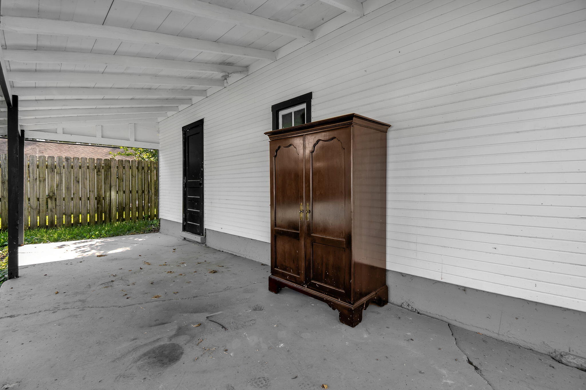 859 Jones, Newark, Ohio 43055