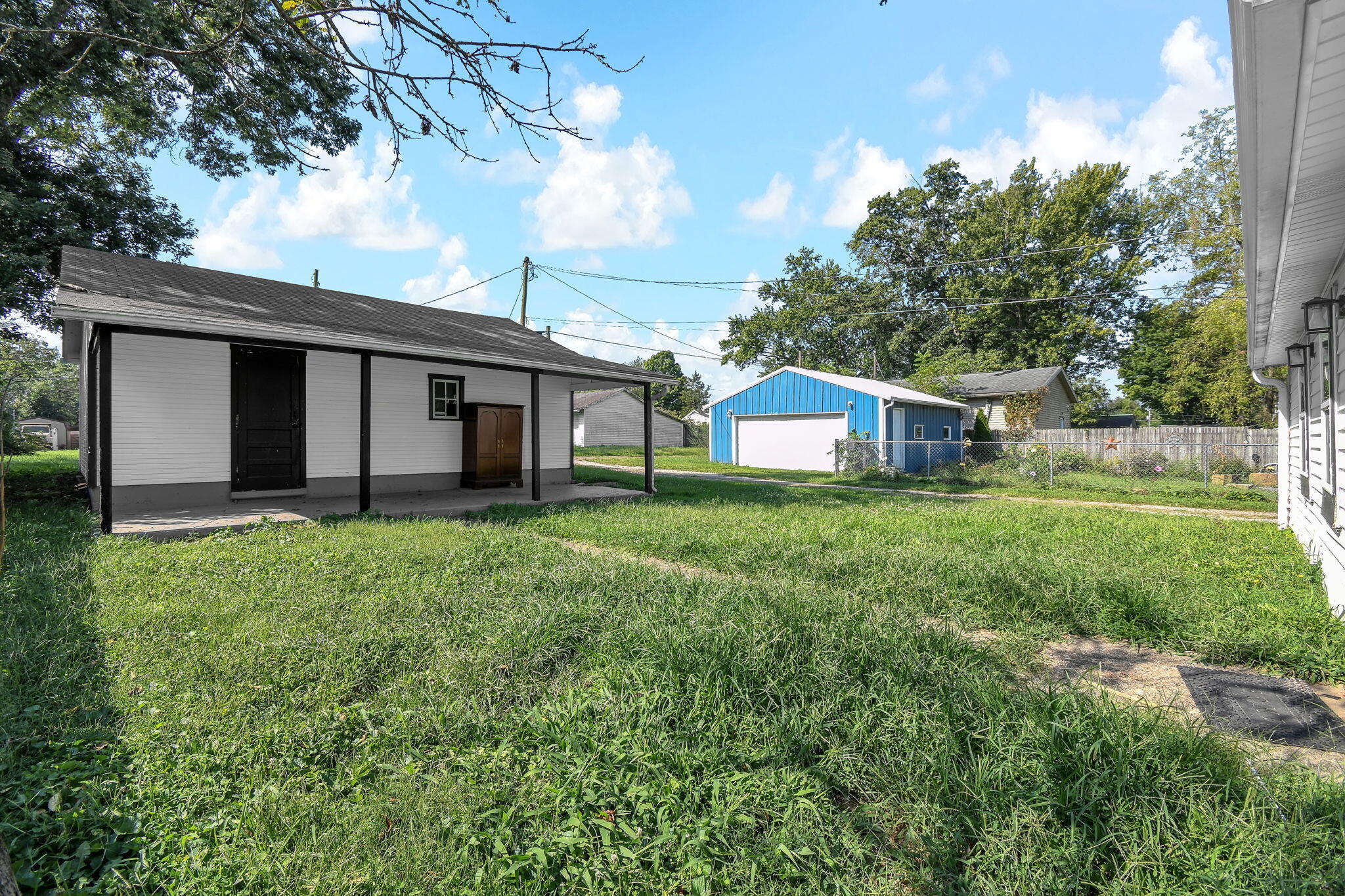859 Jones, Newark, Ohio 43055