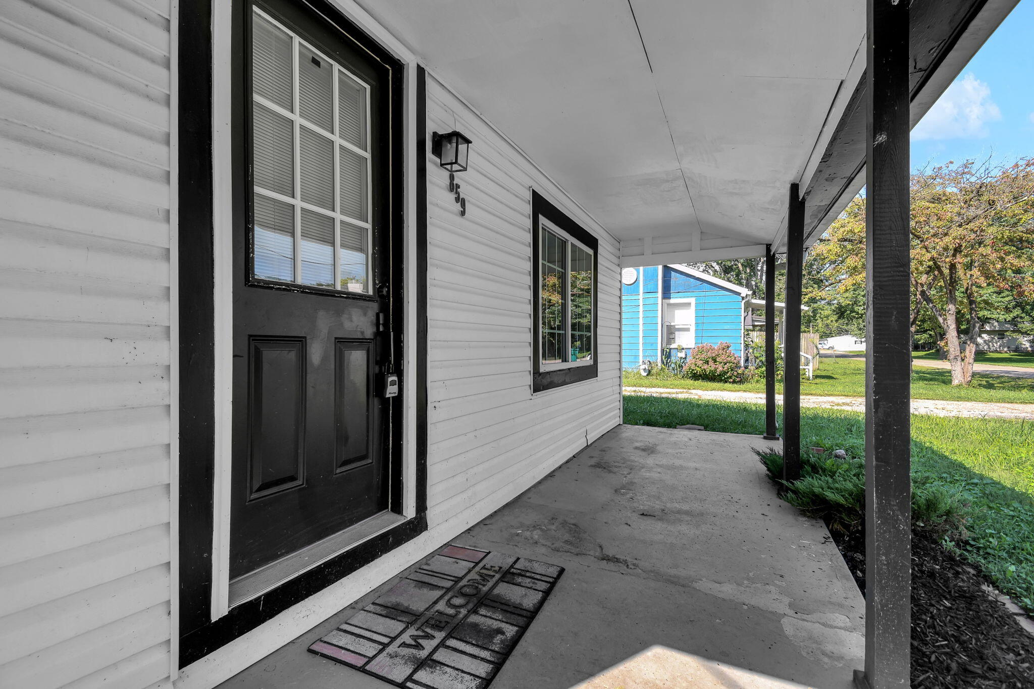 859 Jones, Newark, Ohio 43055