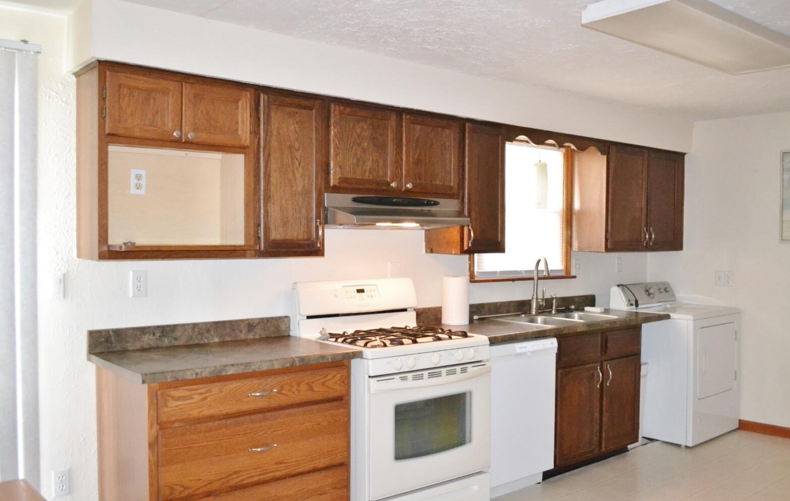 2683 Home Orchard, Springfield, Ohio 45503