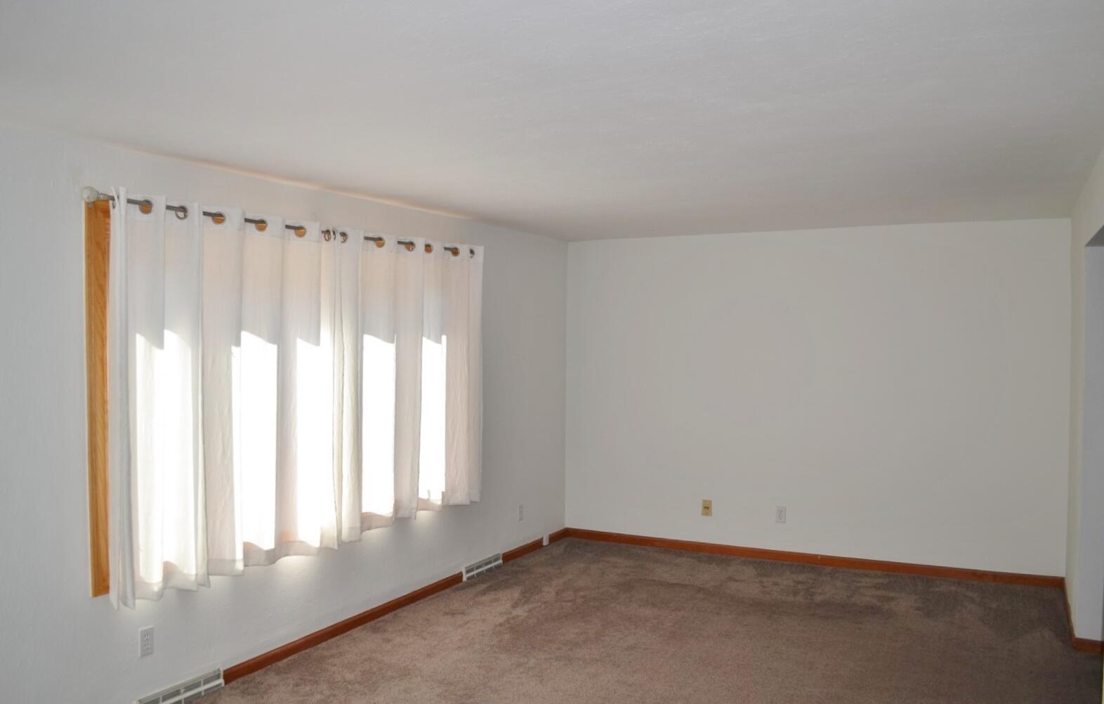2683 Home Orchard, Springfield, Ohio 45503