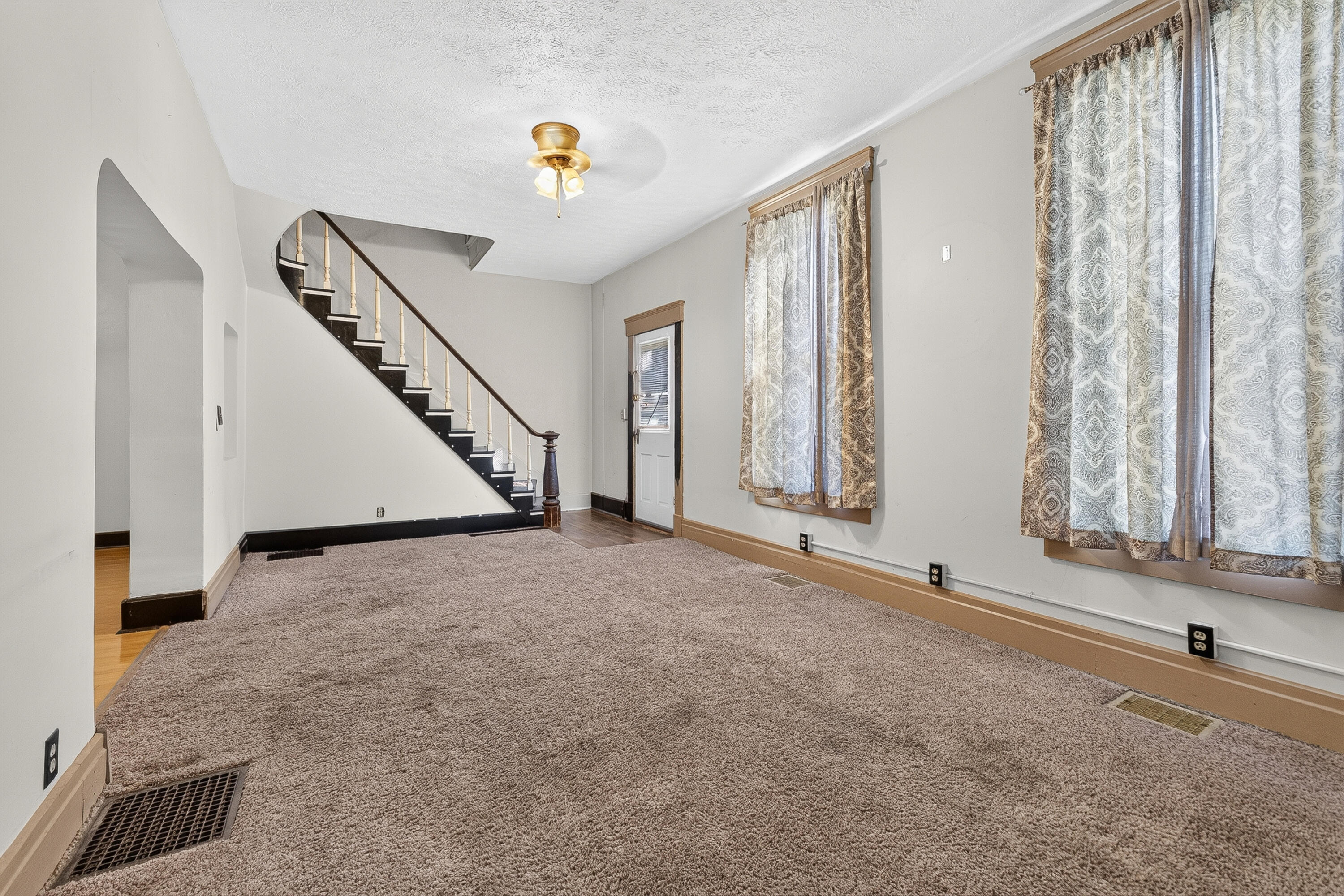 309 Main, De Graff, Ohio 43318