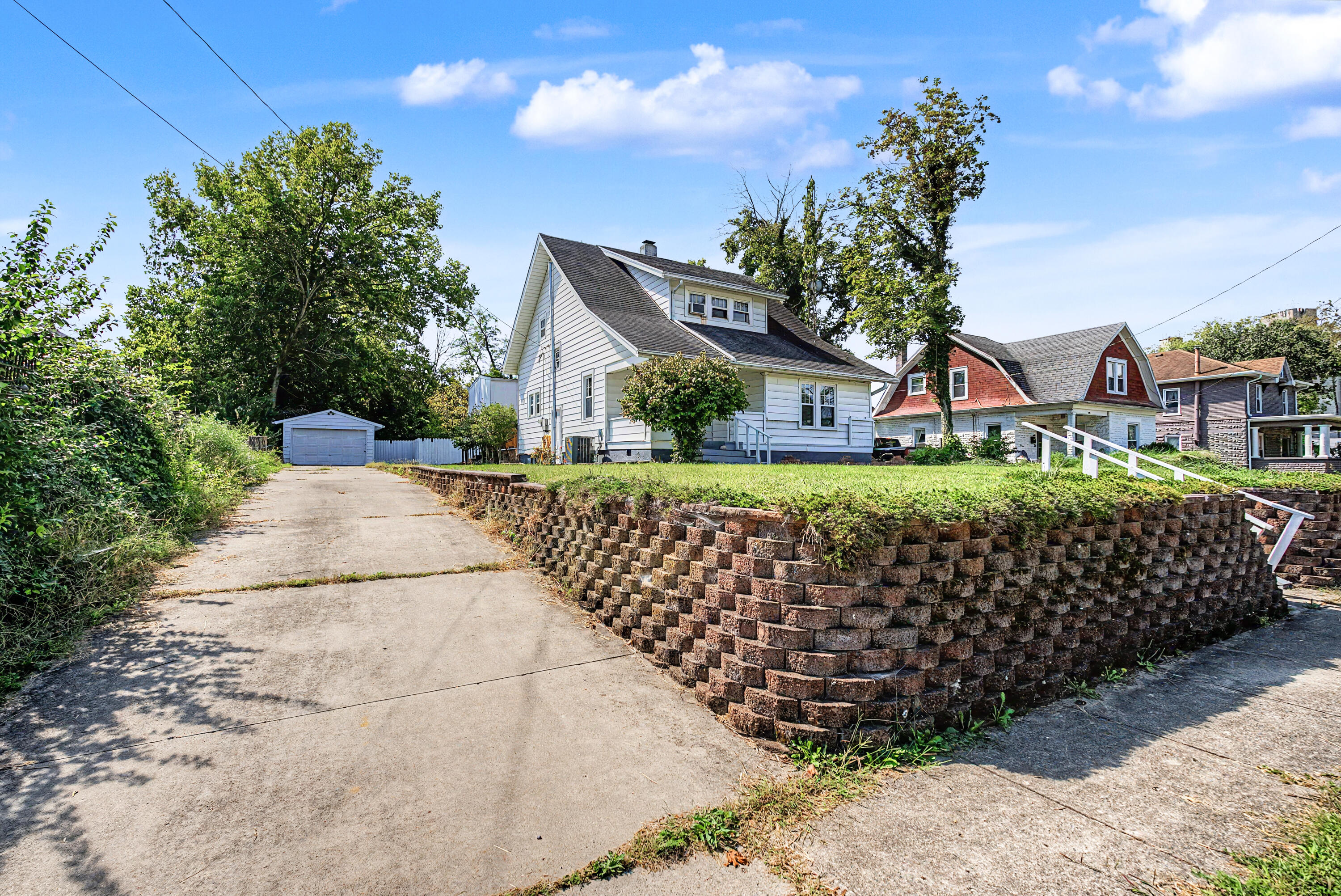 612 Madison, New Carlisle, Ohio 45344