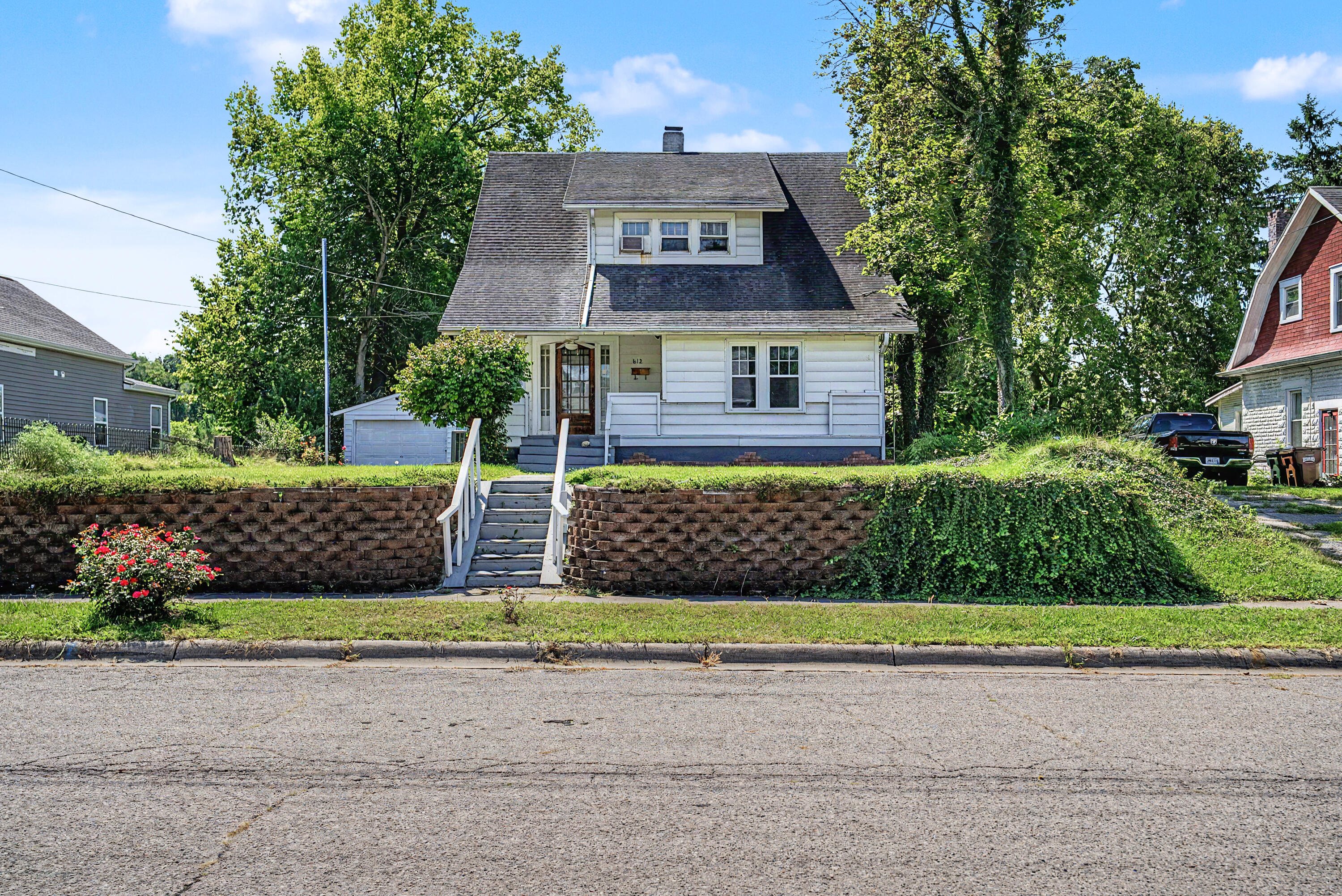 612 Madison, New Carlisle, Ohio 45344