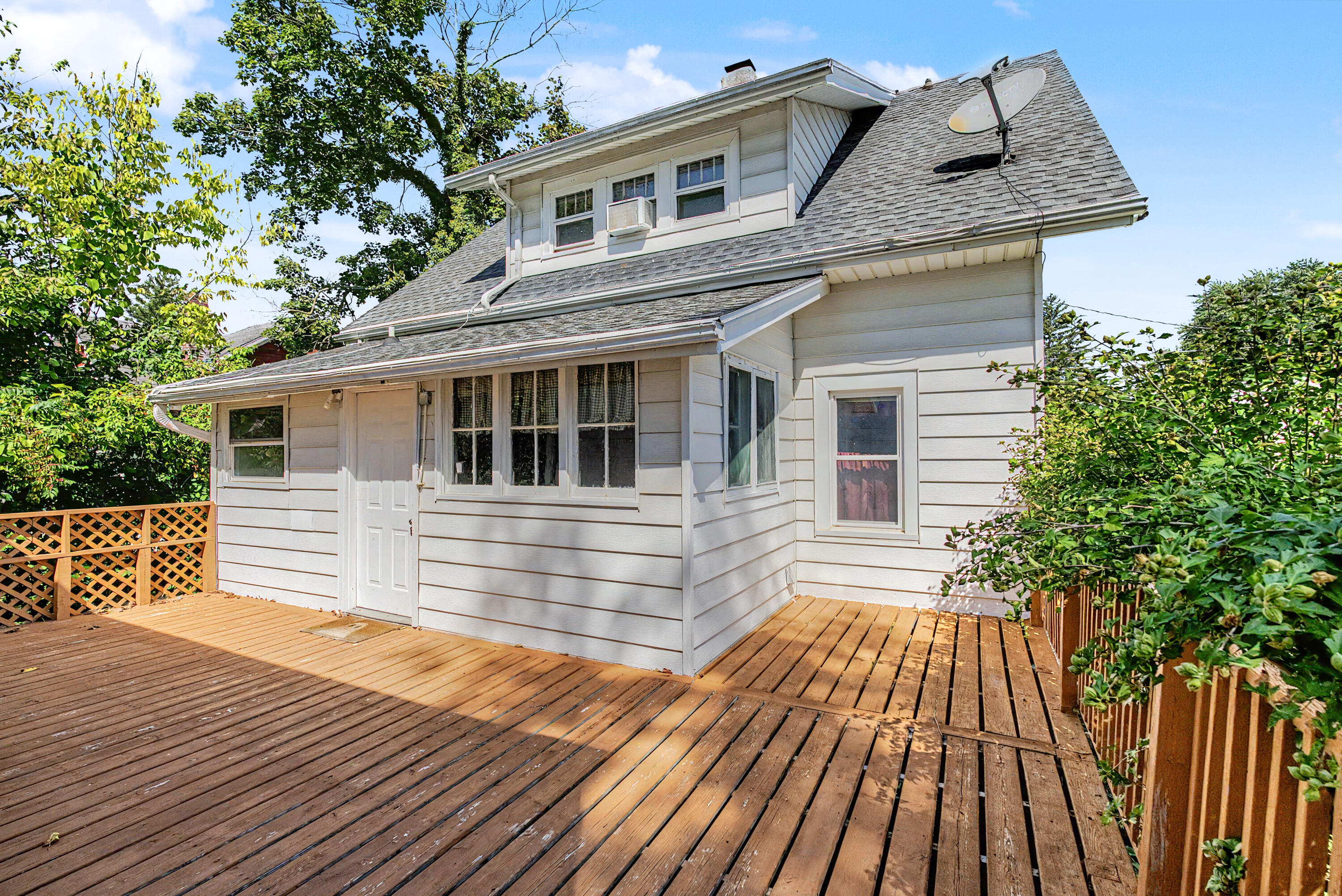 612 Madison, New Carlisle, Ohio 45344