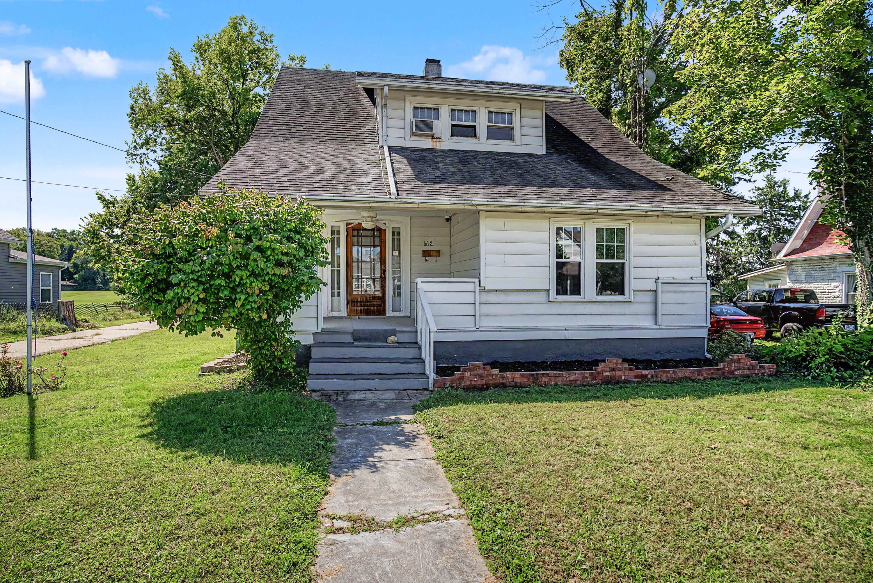 612 Madison, New Carlisle, Ohio 45344