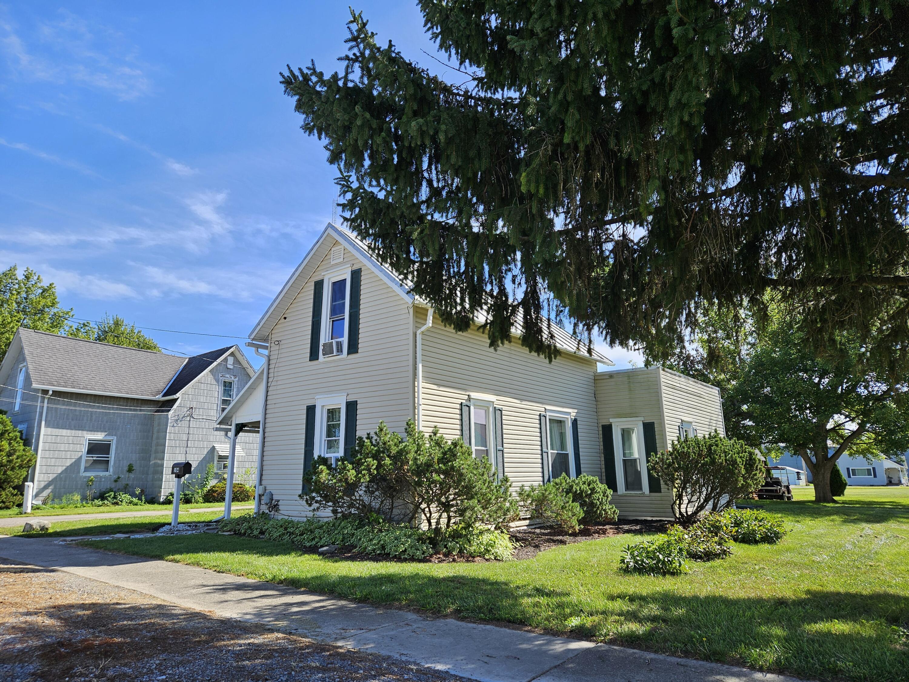 104 Pearl, Columbus Grove, Ohio 45830