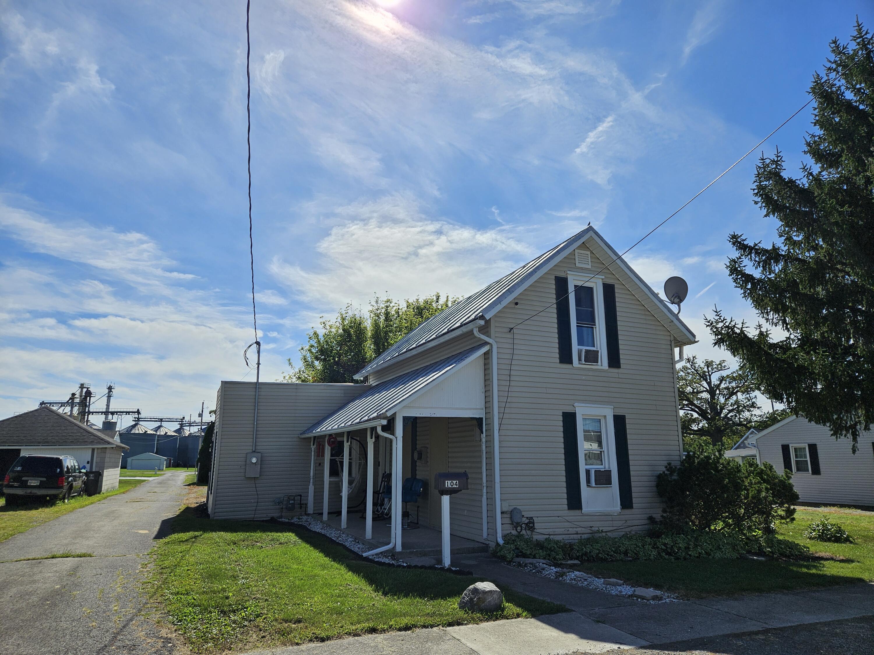 104 Pearl, Columbus Grove, Ohio 45830
