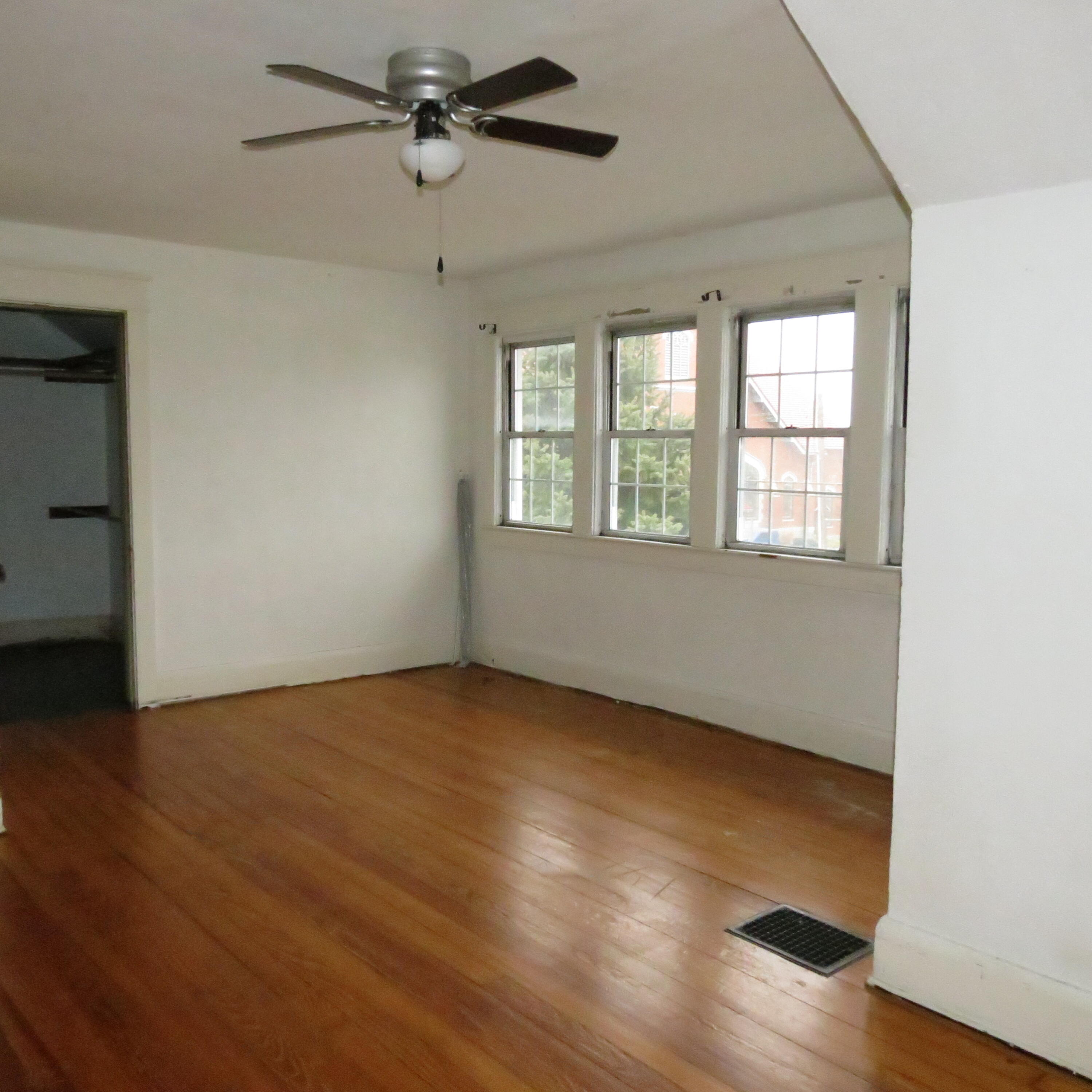 102 Main, Anna, Ohio 45302