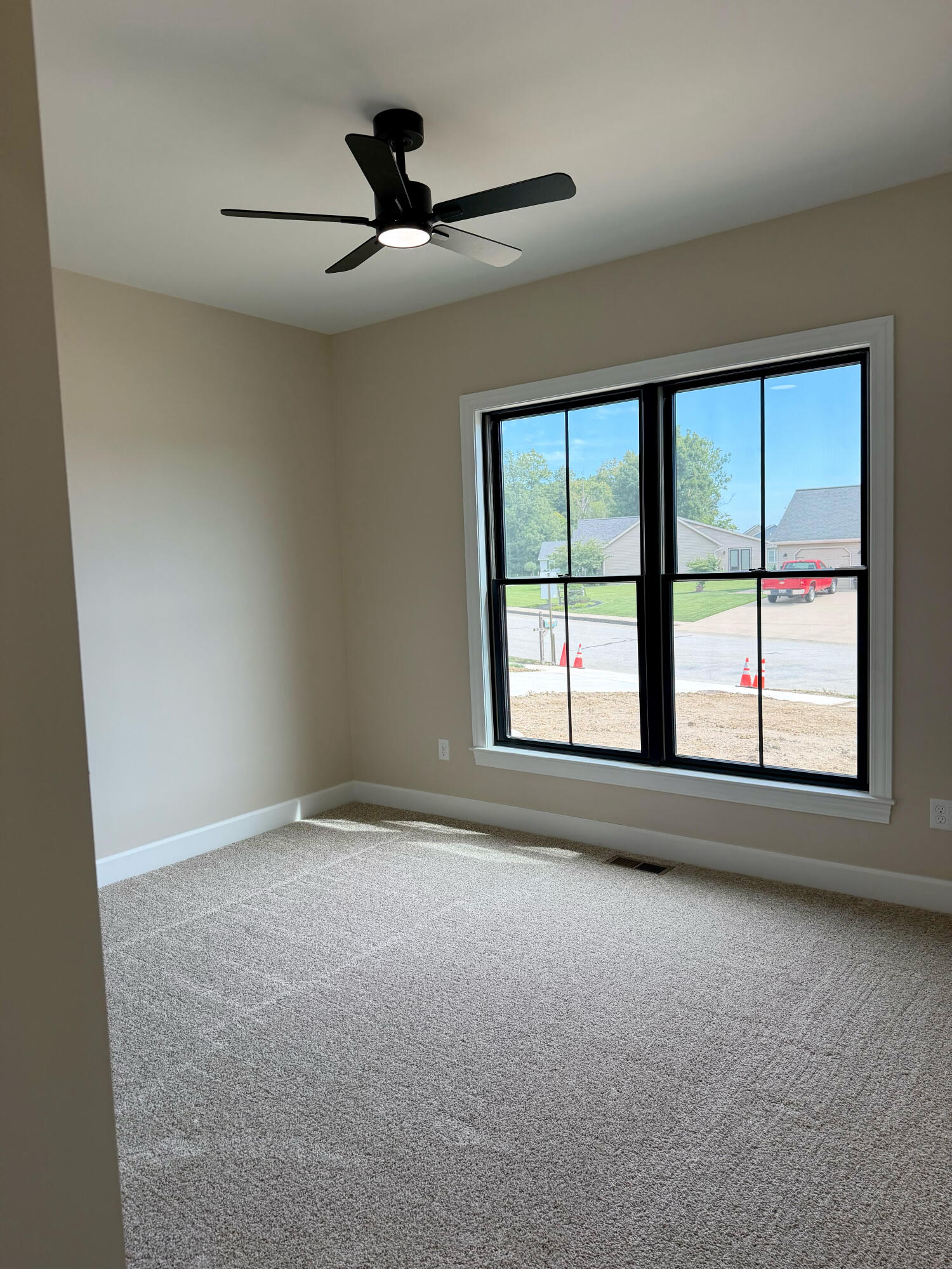 1909 Rosewood, Wapakoneta, Ohio 45895