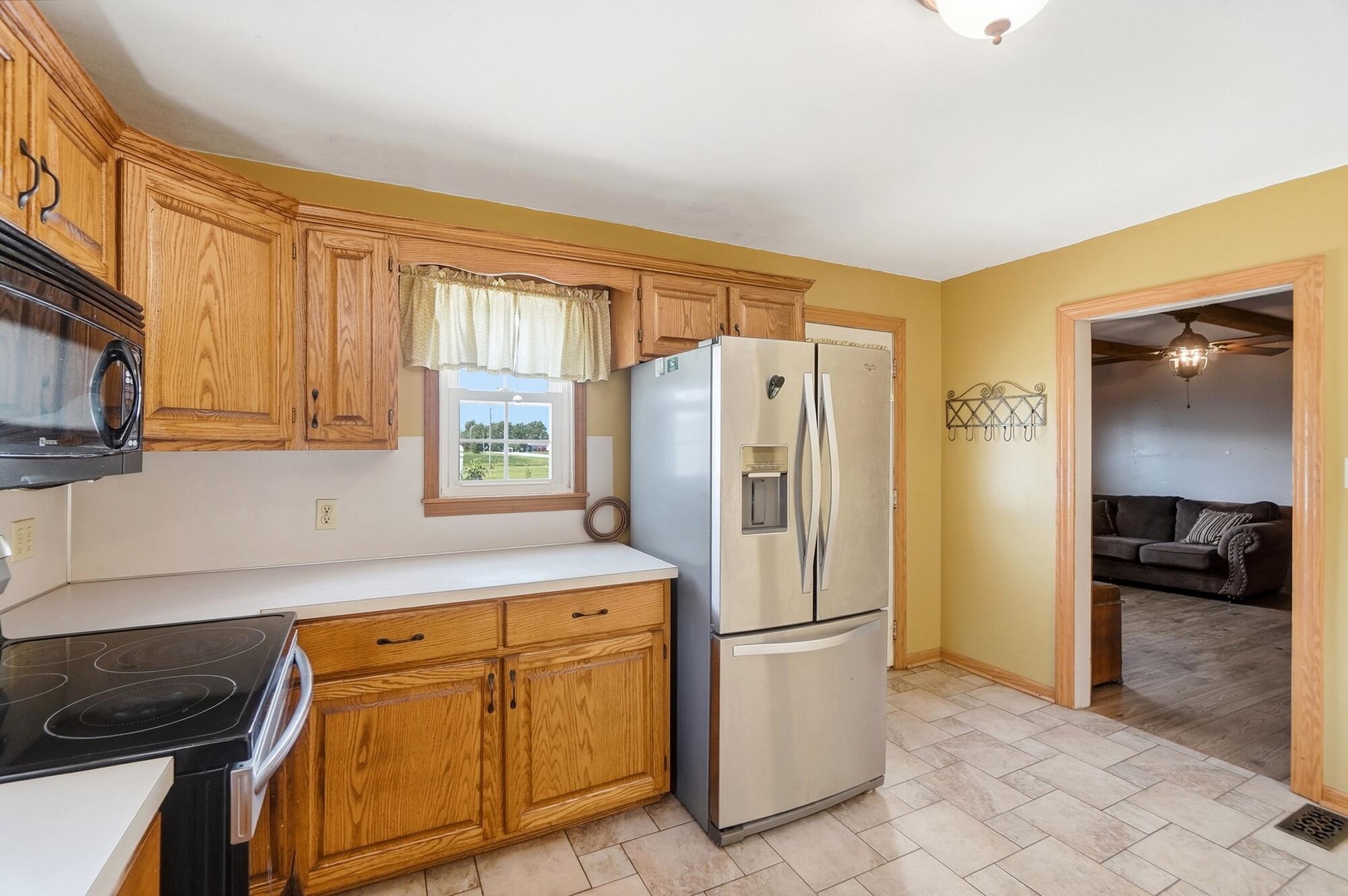 25702 Ohio 67, Waynesfield, Ohio 45896