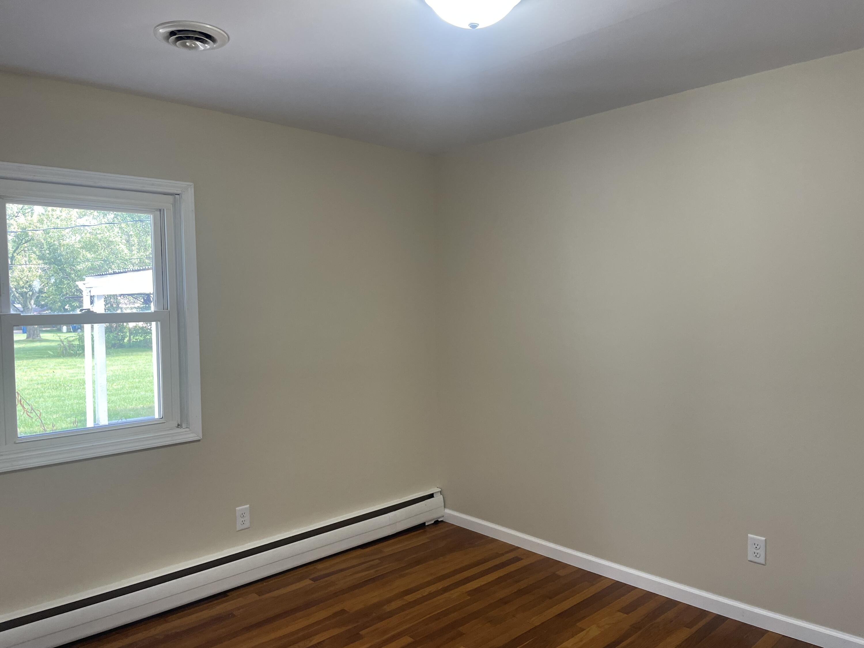 206 North, Anna, Ohio 45302