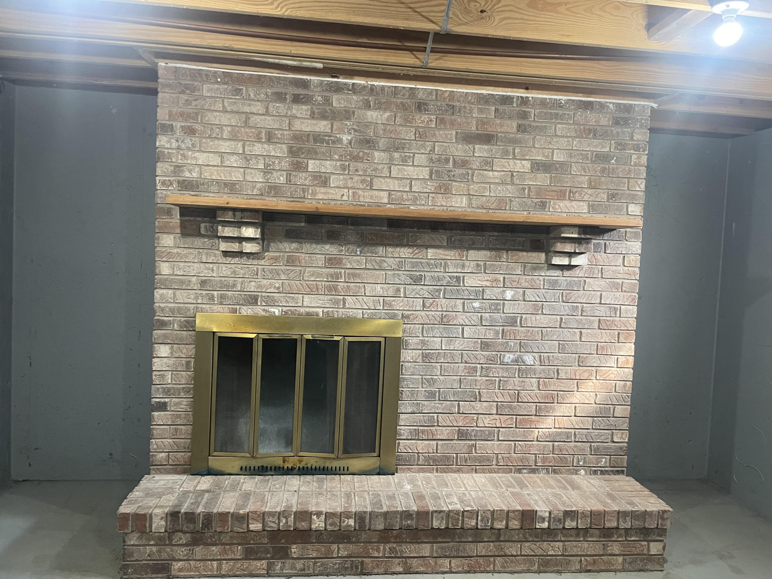 206 North, Anna, Ohio 45302