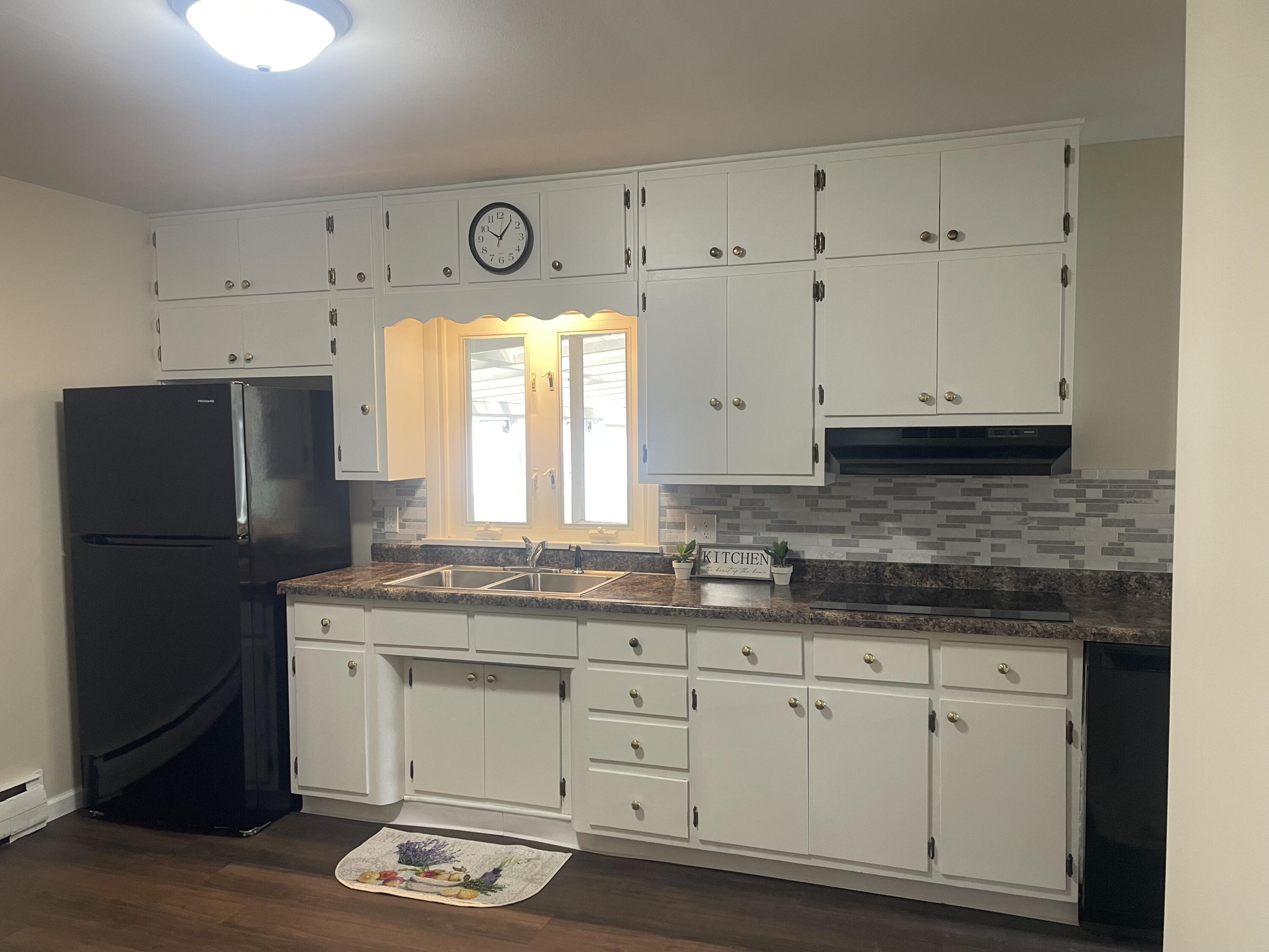 206 North, Anna, Ohio 45302