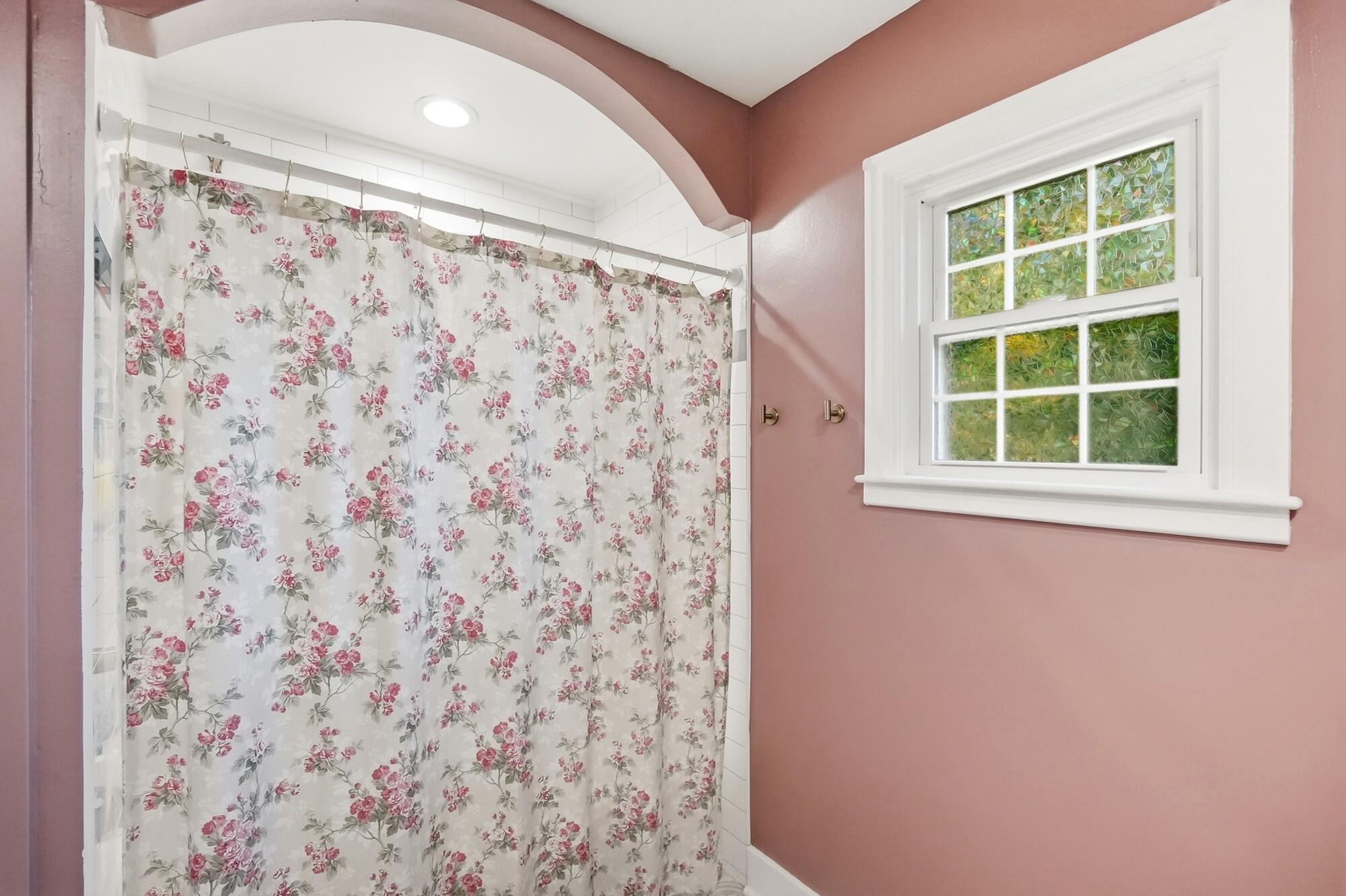 431 Dover, Springfield, Ohio 45504