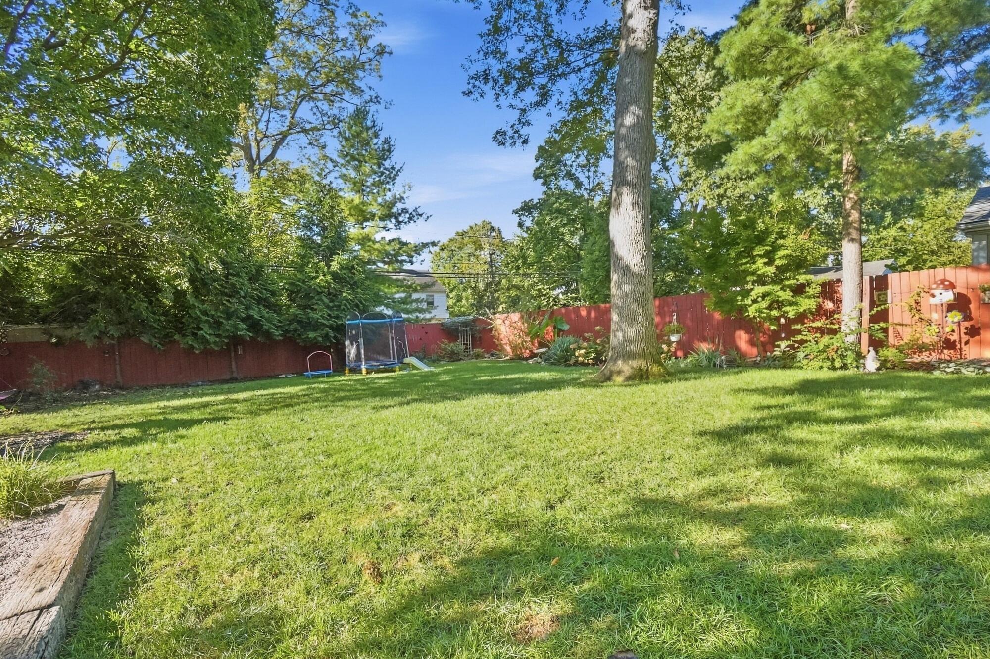 431 Dover, Springfield, Ohio 45504